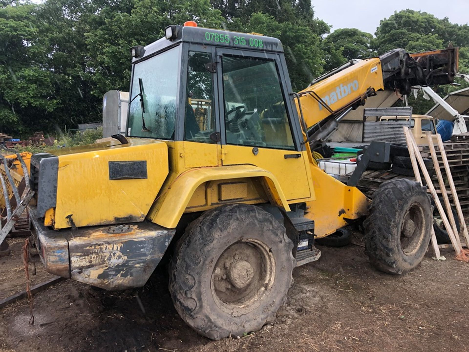 MATBRO TR250 TELEHANDLER, VENDOR ADVISES NEEDS HYDRAULIC PUMP AND WAS WORKING UNTIL IT FAILED