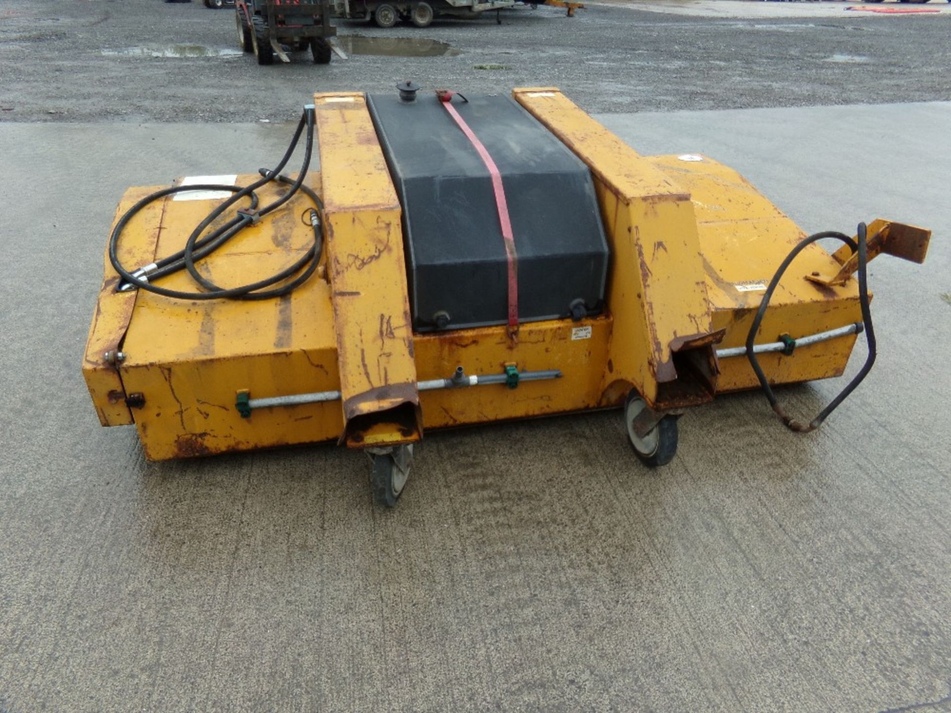 SUTTON FORKLIFT BUCKET BRUSH - Image 4 of 5