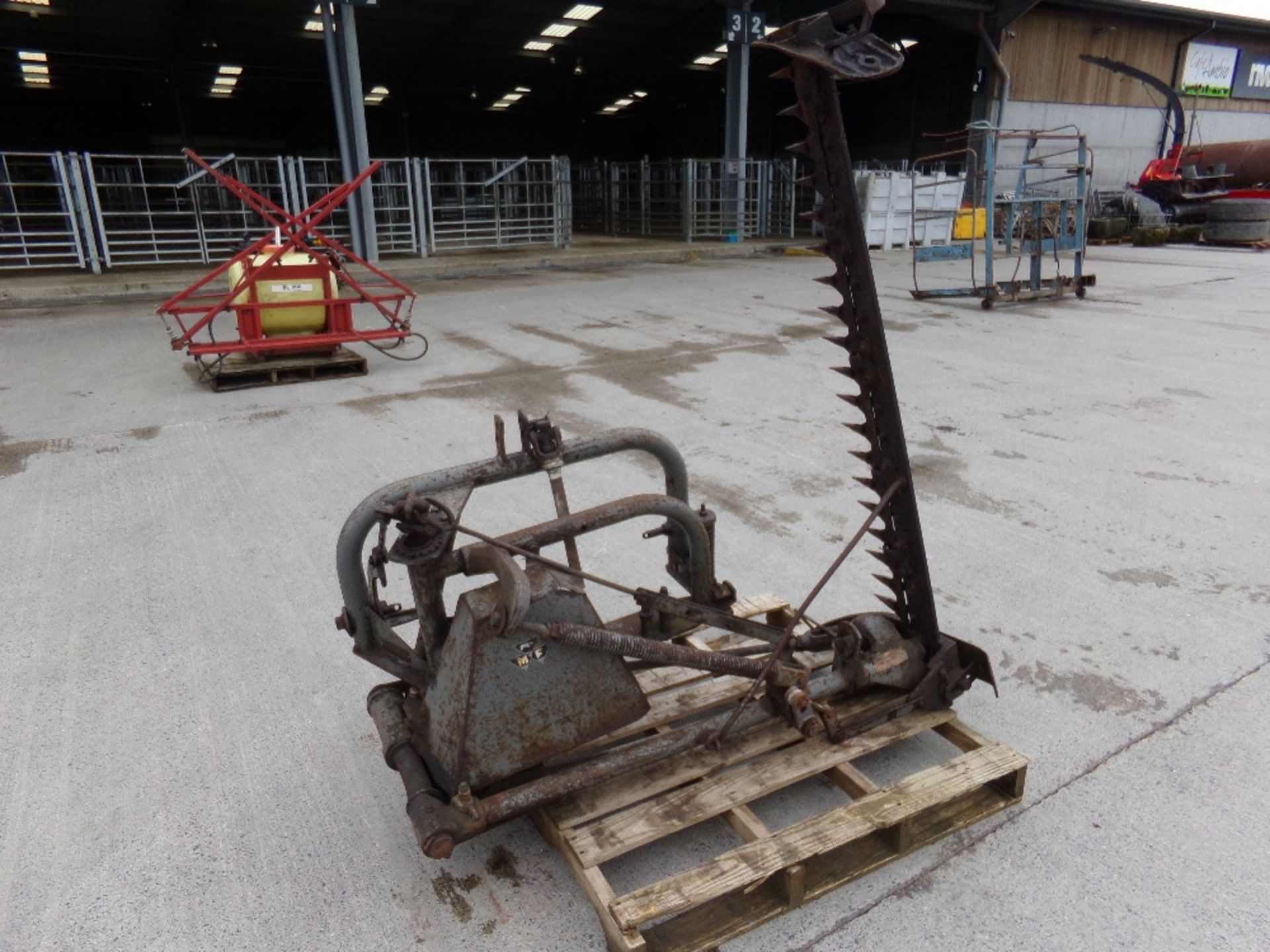 MF FINGERBAR MOWER - Image 3 of 5