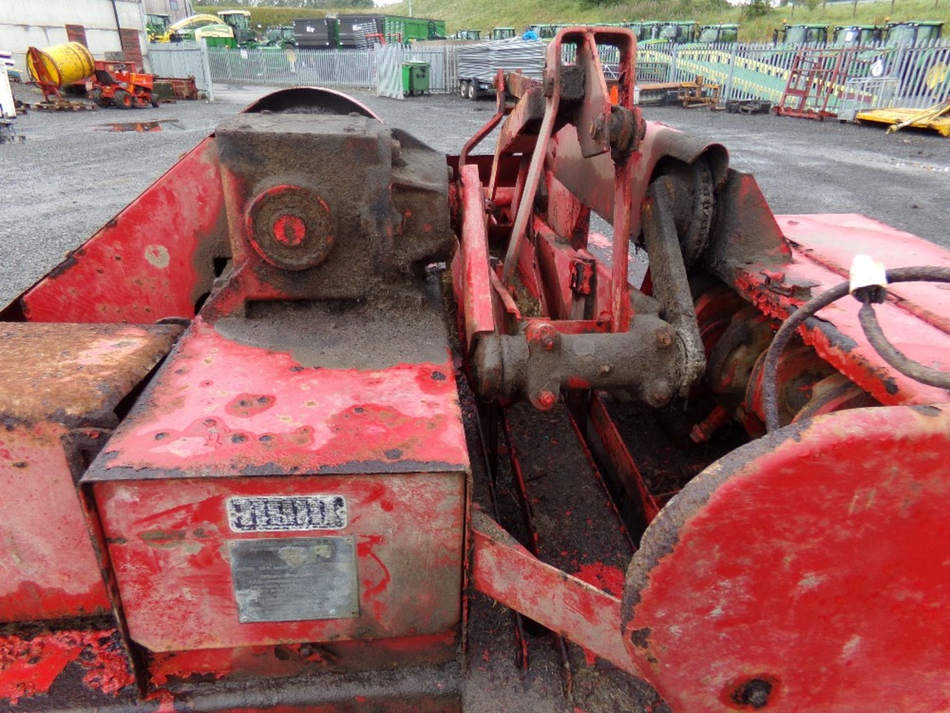 MF CONVENTIONAL BALER, BARN STORED (SPA - Image 6 of 6