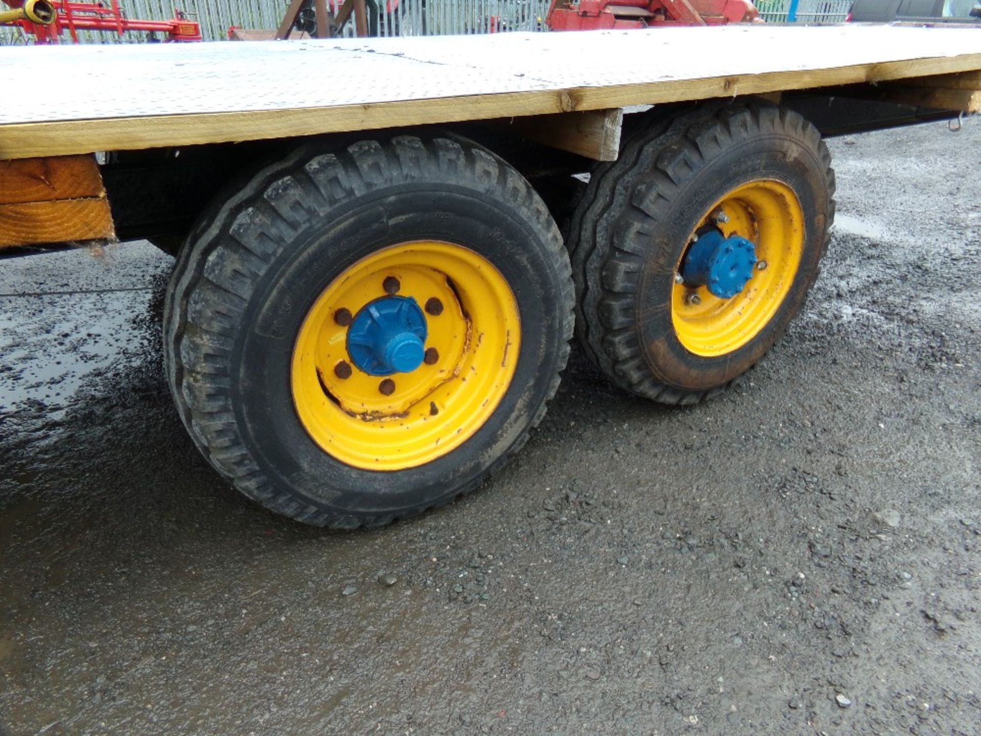 18FT BALE TRAILER - Image 2 of 6