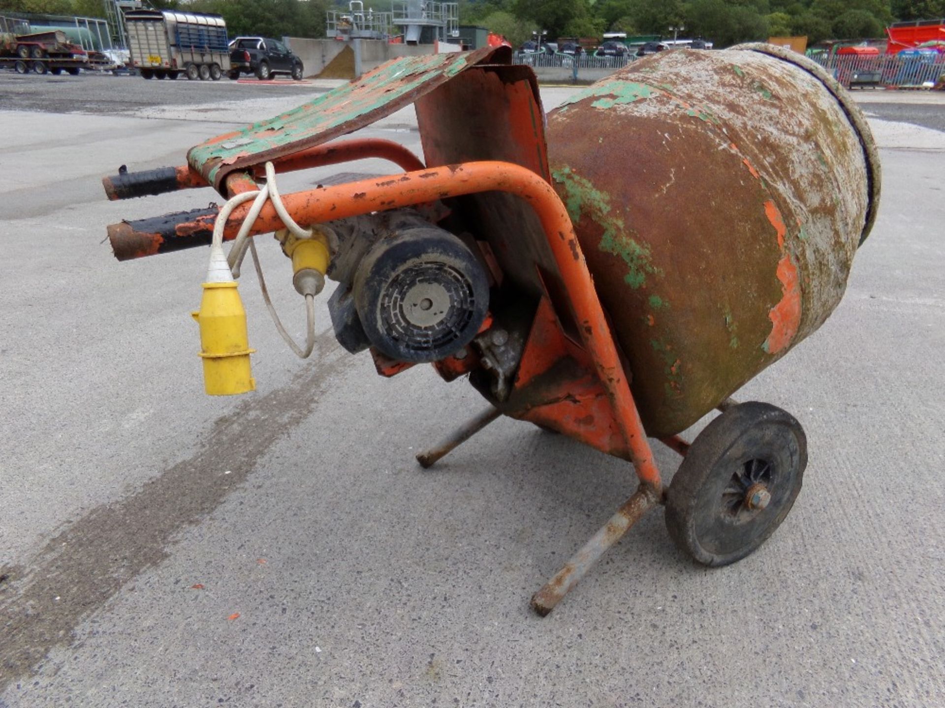 BELLE CEMENT MIXER - Image 3 of 4