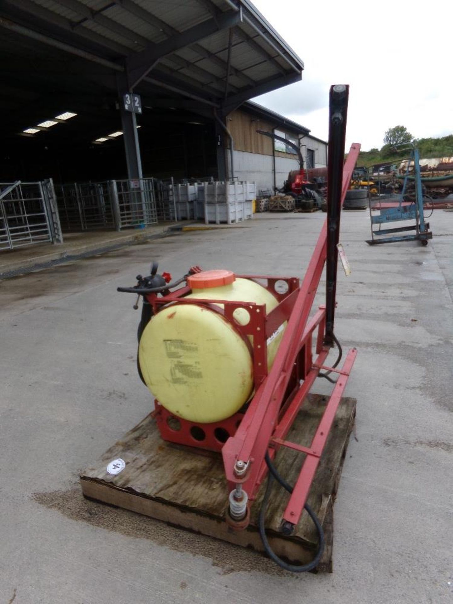 HARDI 200L SPRAYER - Image 2 of 4