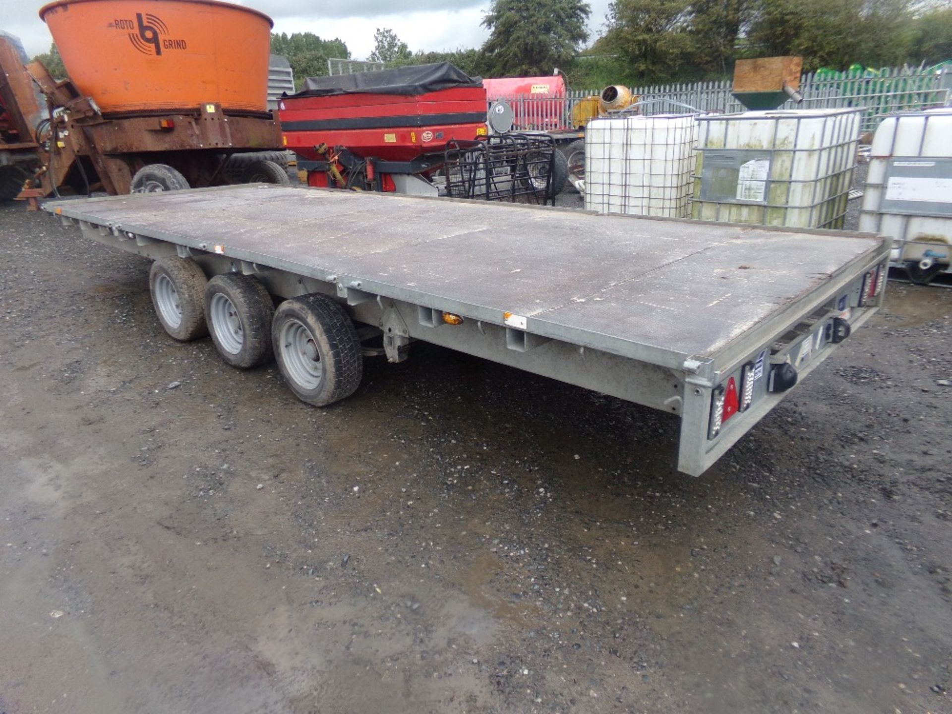 IFOR WILLIAMS FLATBED TRAILER (+VAT)