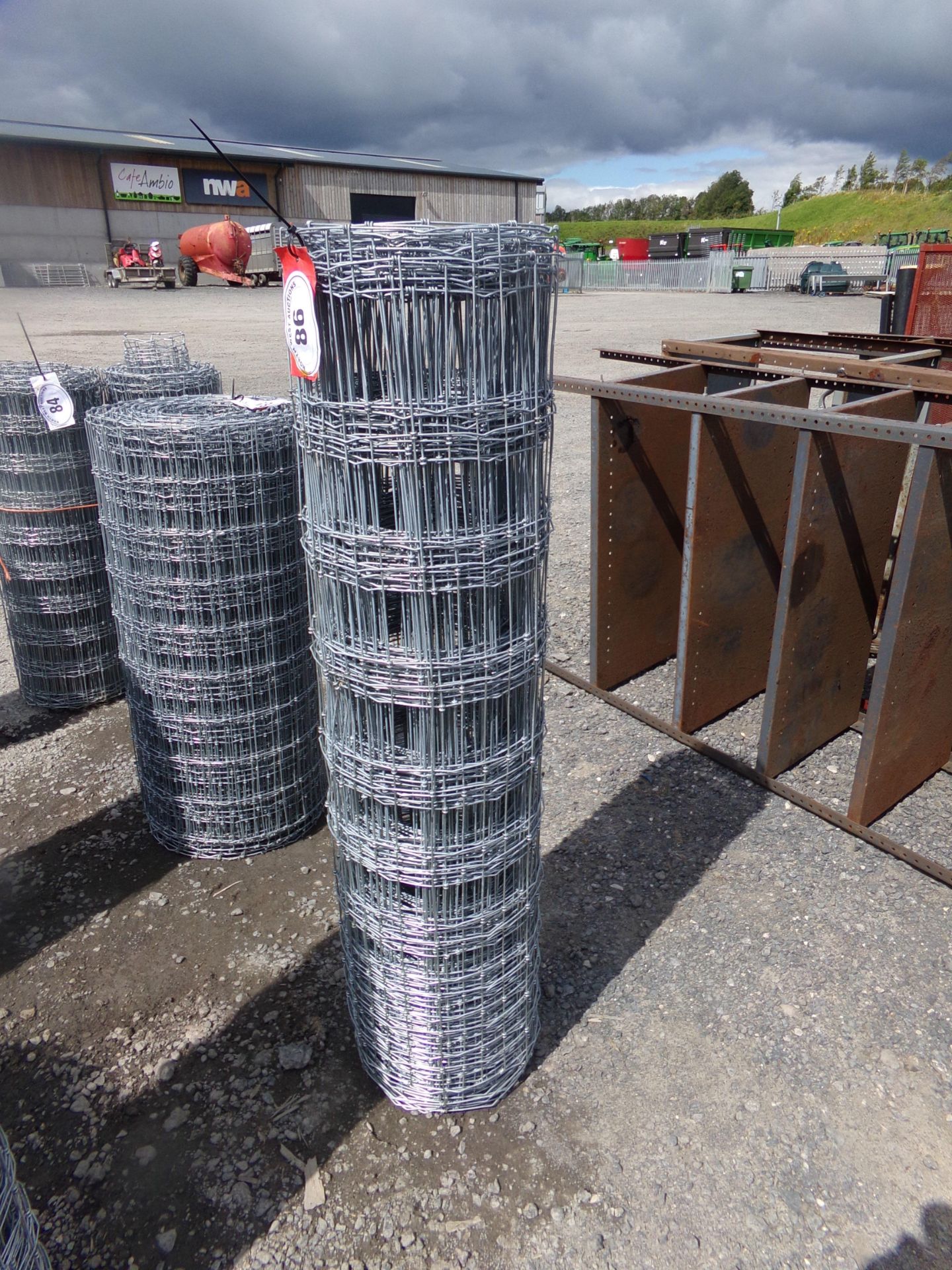 PART ROLL TALL WIRE (+ VAT)