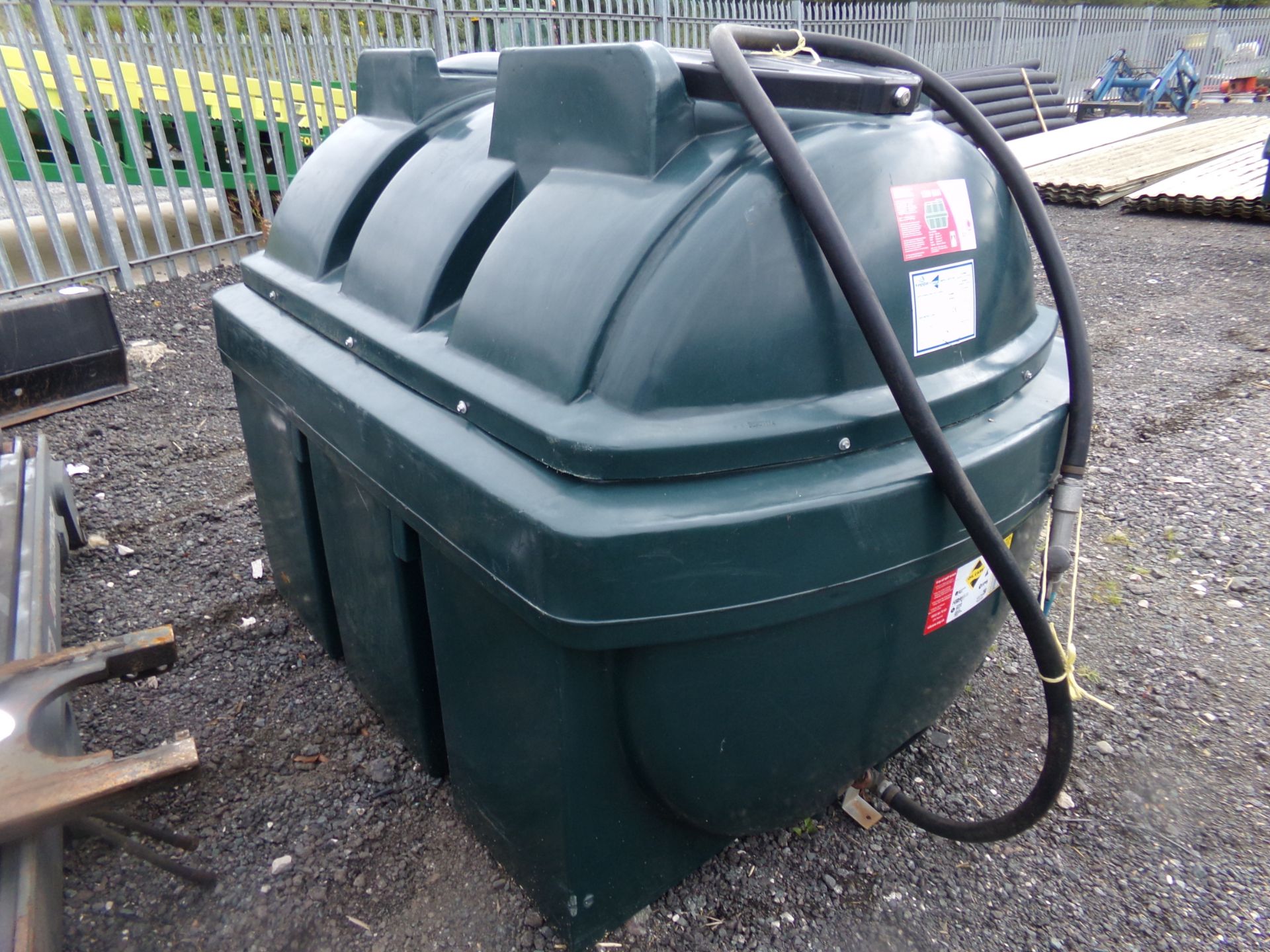 FUEL TANK (NO VAT) - Image 3 of 3