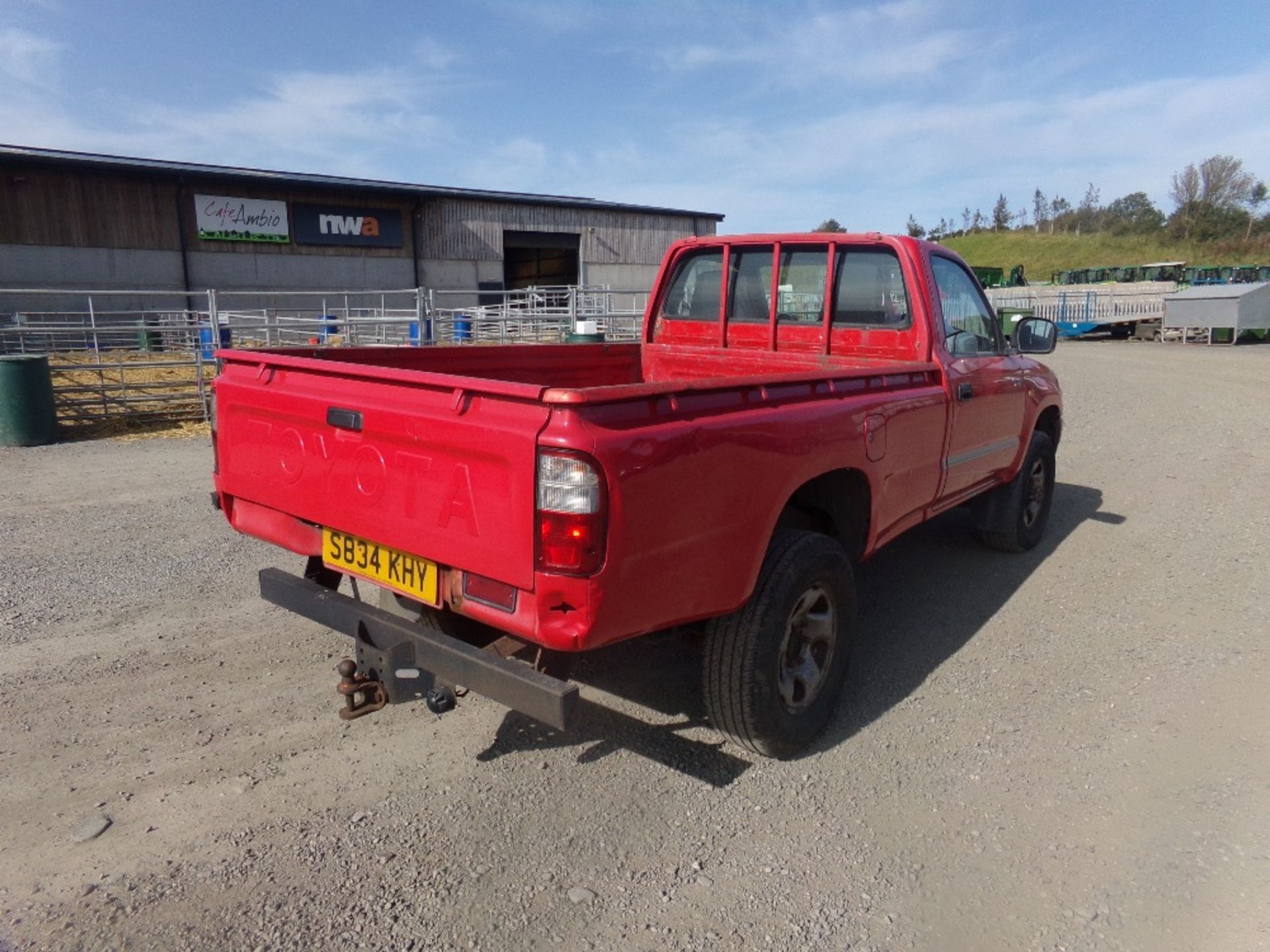 TOYOTA HILUX PICK UP TRUCK, MOT AUG 21, 98 PLATE (NO VAT) - Image 3 of 7