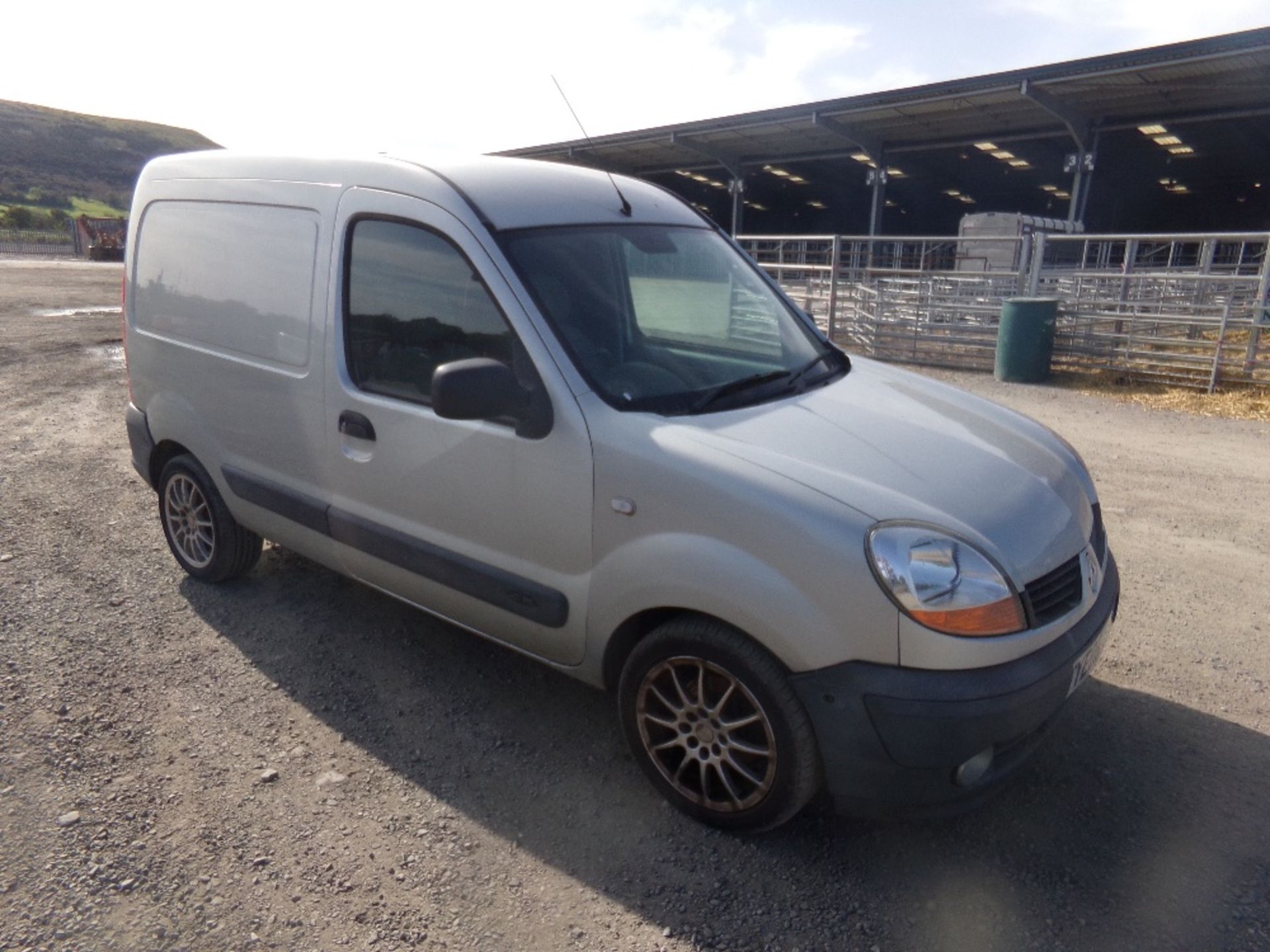 RENAULT KANGOO, 06 PLATE, 145K, SPARES AND REPAIRS, ENGINE DOES RUN (NO VAT) - Image 4 of 6