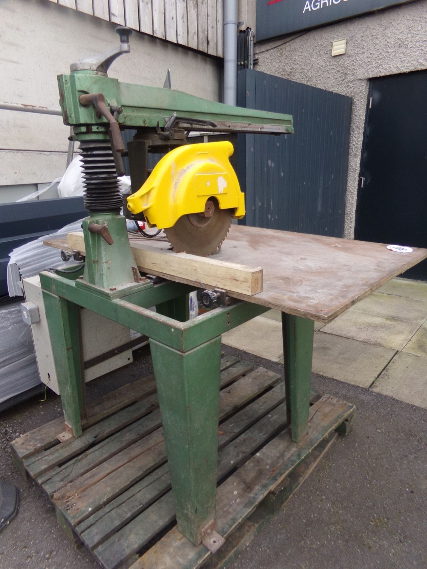 CROSS CUT SAW (NO VAT) - Image 2 of 2