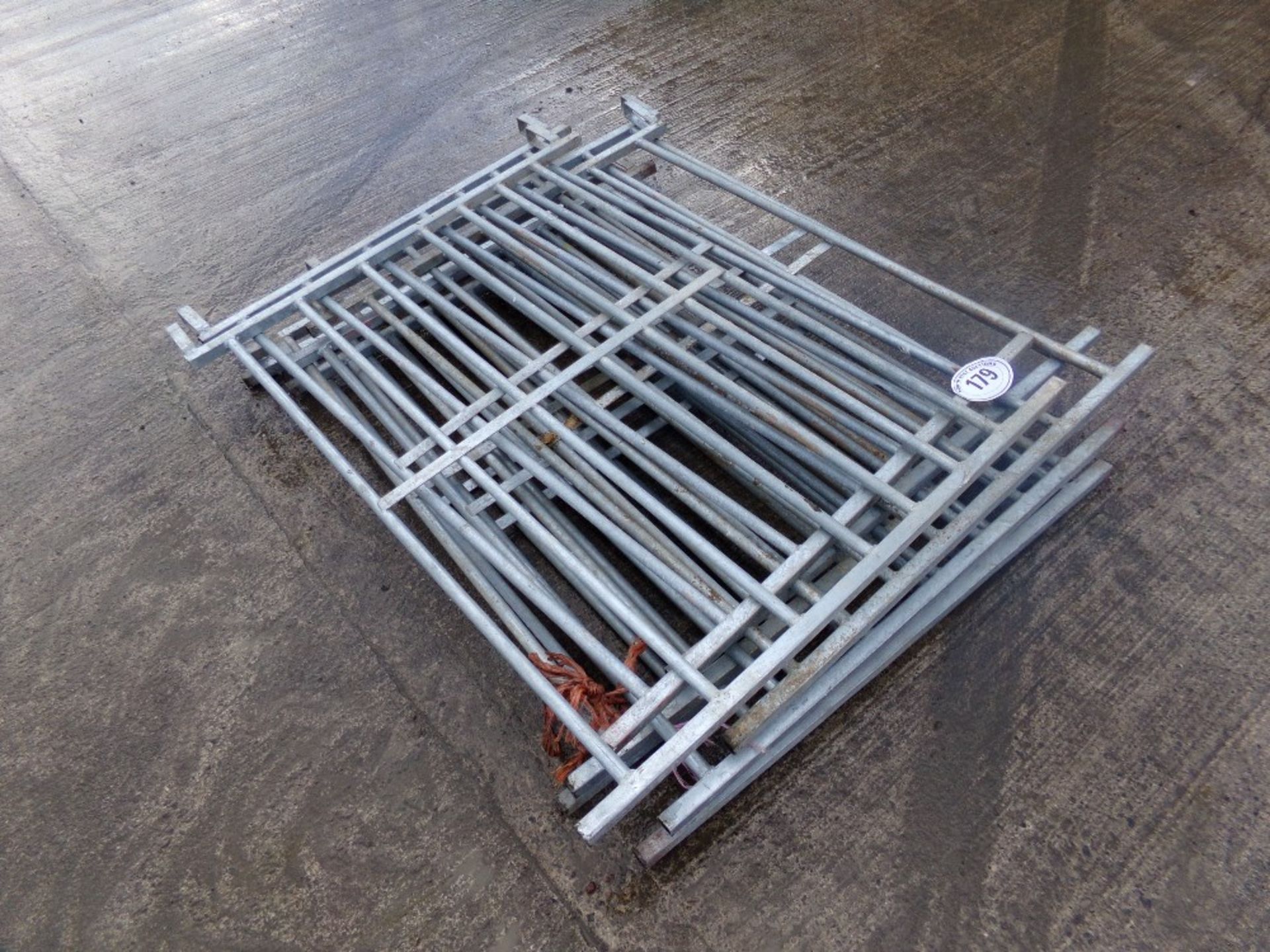 8 4` METAL SHEEP HURDLES (NO VAT)