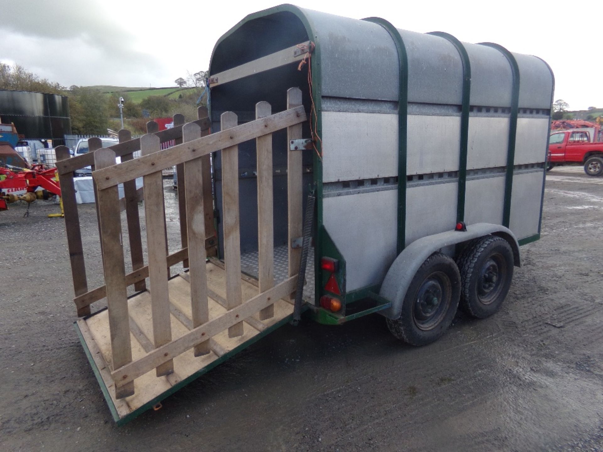 BATESON LIVESTOCK TRAILER (NO VAT)