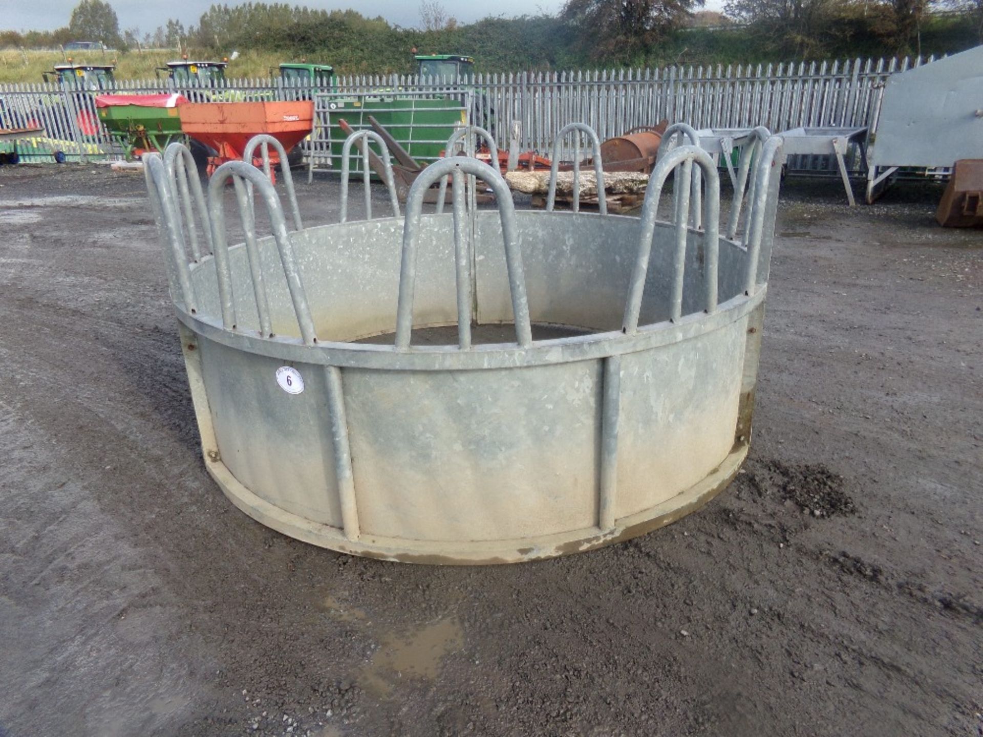 CATTLE RING FEEDER (NO VAT)