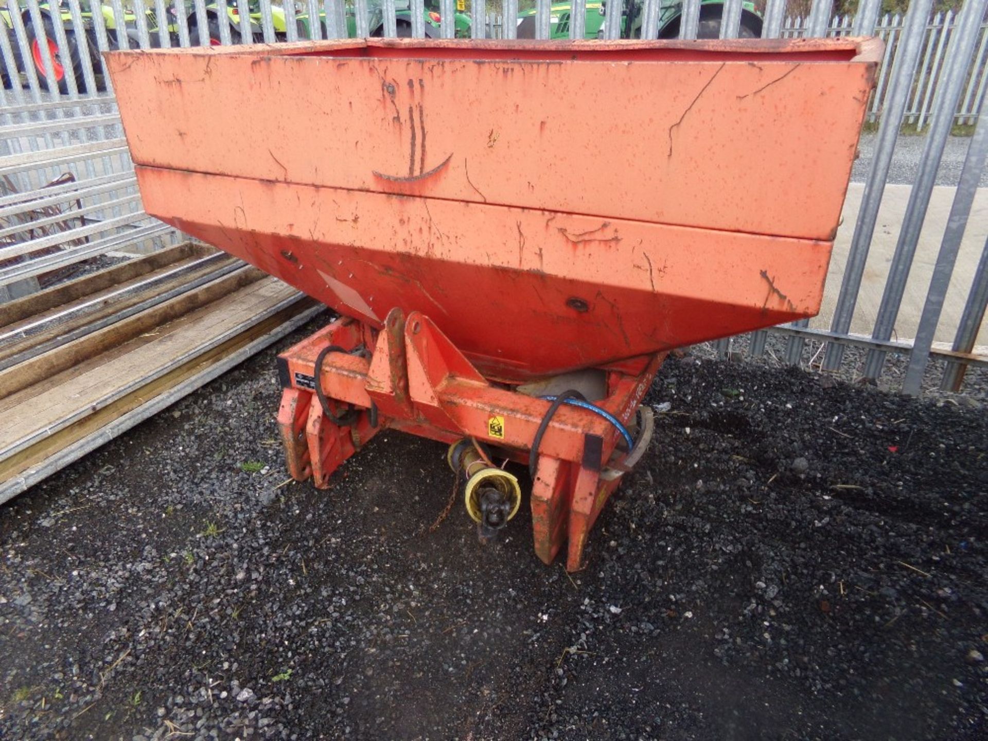 FERT SPINNER (NO VAT)