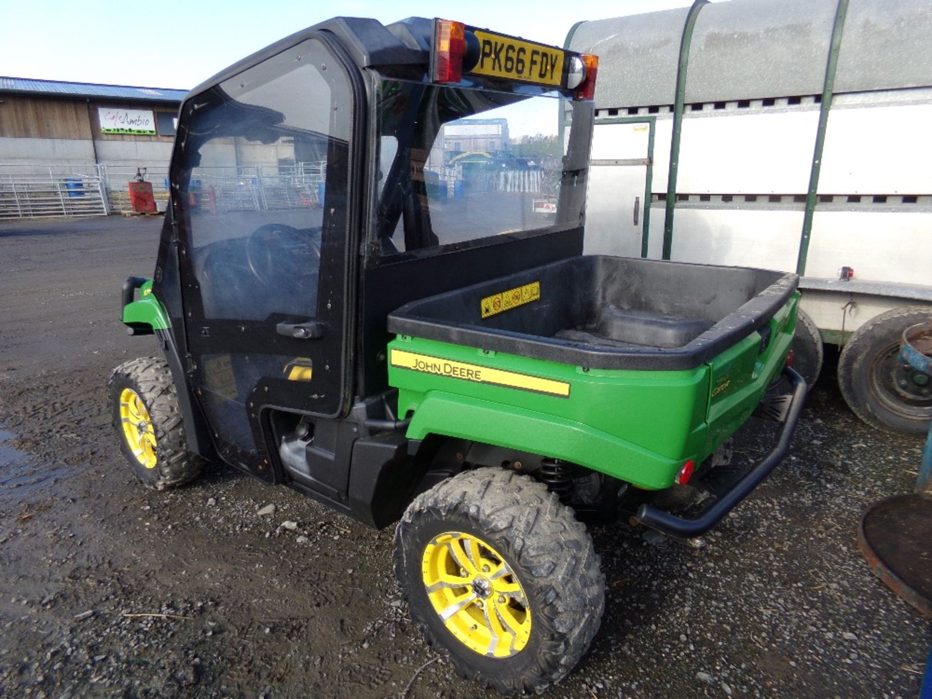 JOHN DEERE 560 PETROL GATOR, 1500HRS, NE - Image 3 of 5