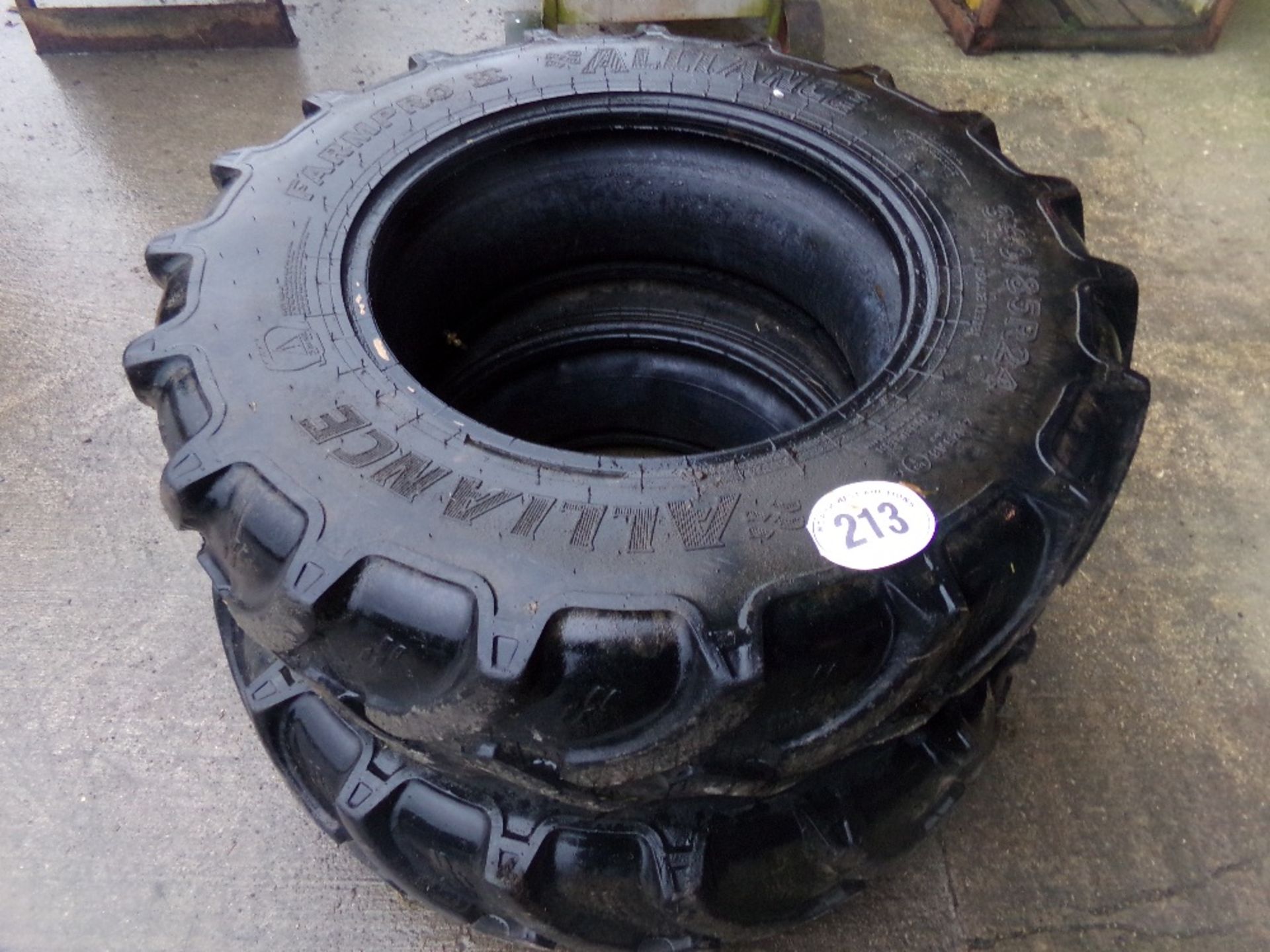 2 TRACTOR TYRES