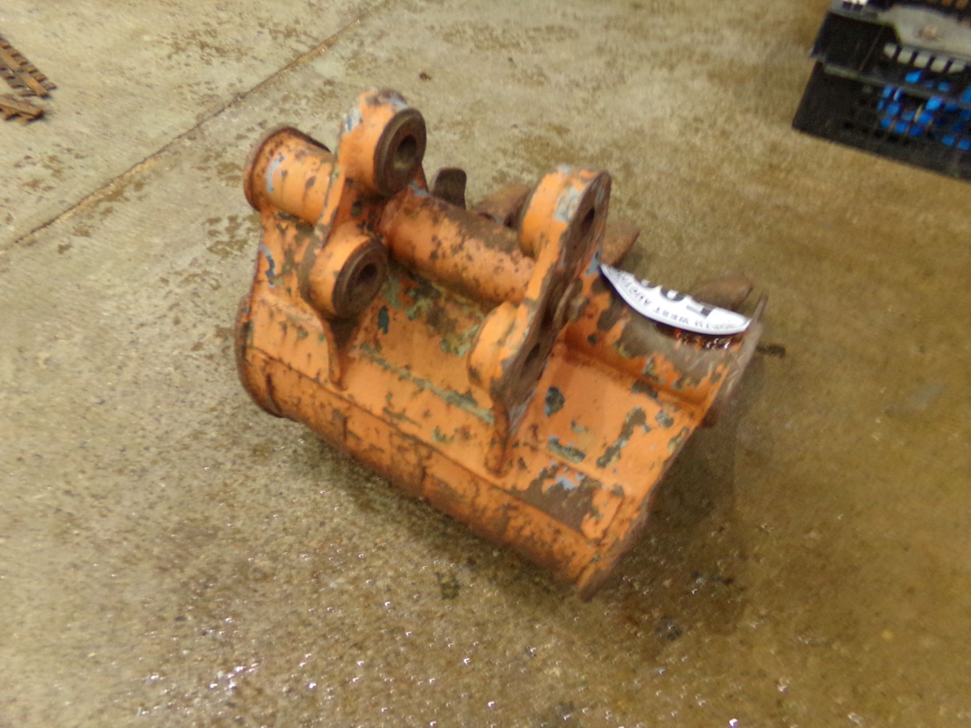 7 1/2T DIGGER BUCKET - Image 2 of 2