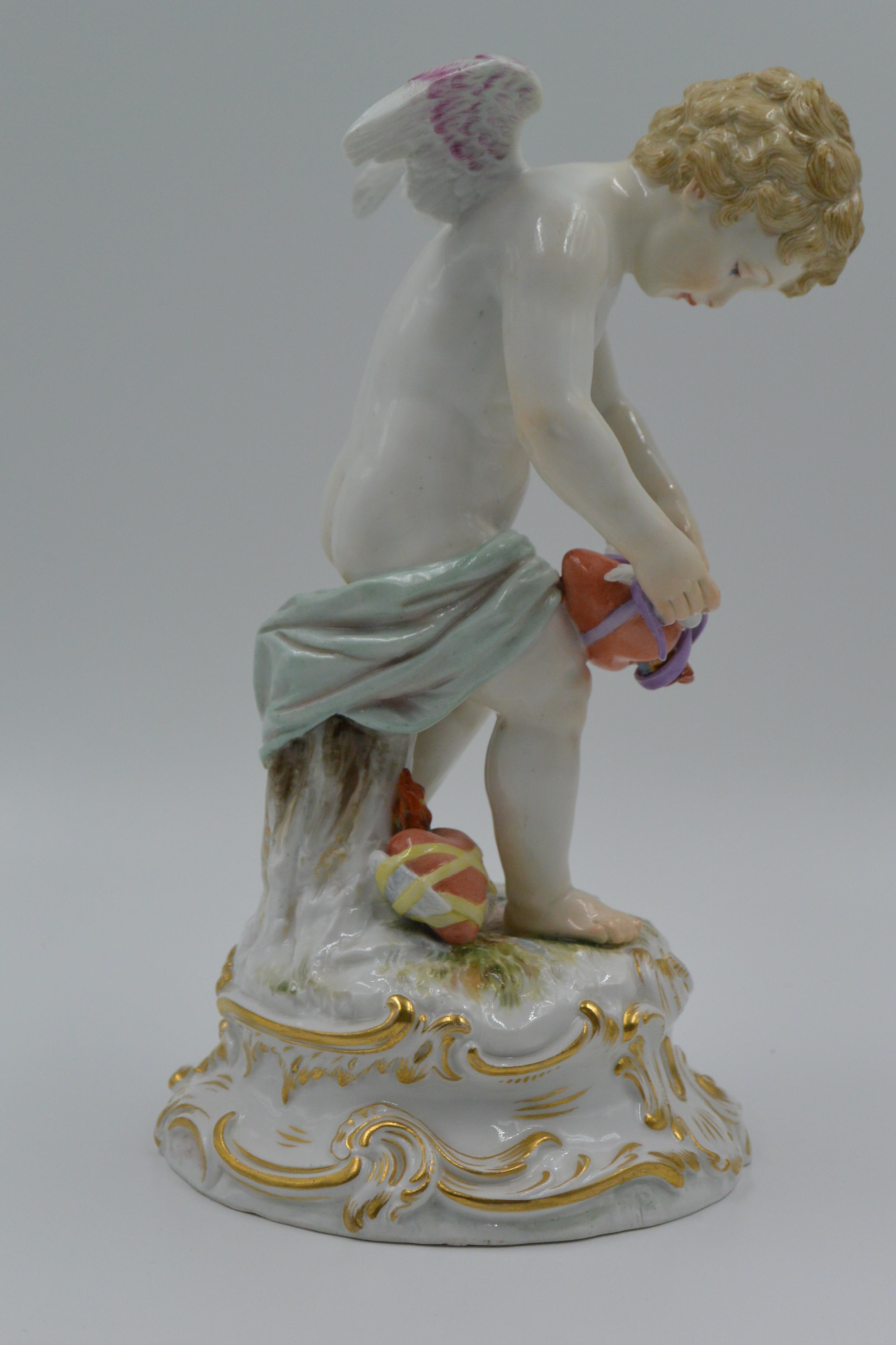 Meissen, Cupid Binding Winged Hearts, Model P139 - Image 6 of 9