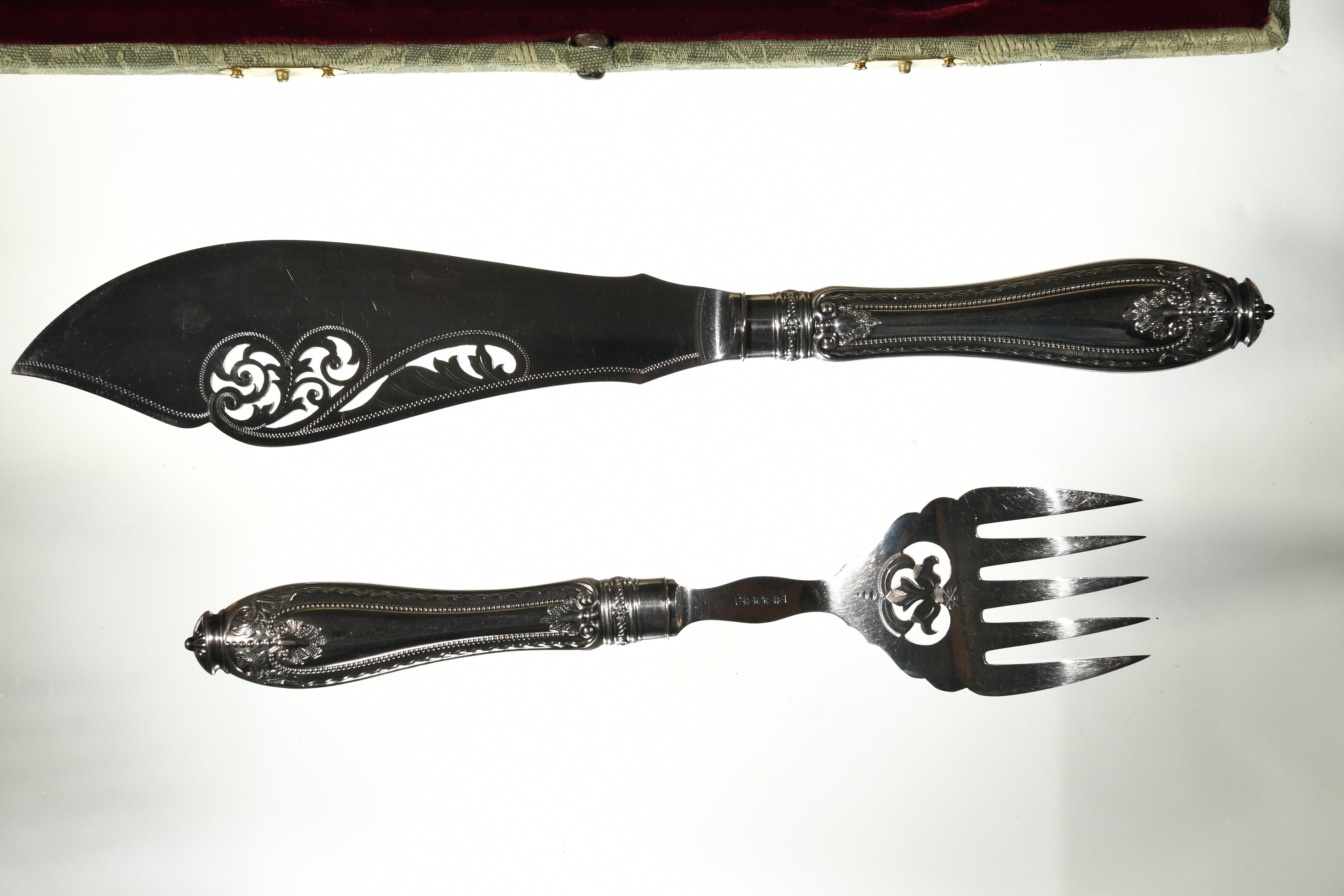 Sterling Silver and Sheffield Plate Fish Serving Set - Image 3 of 4