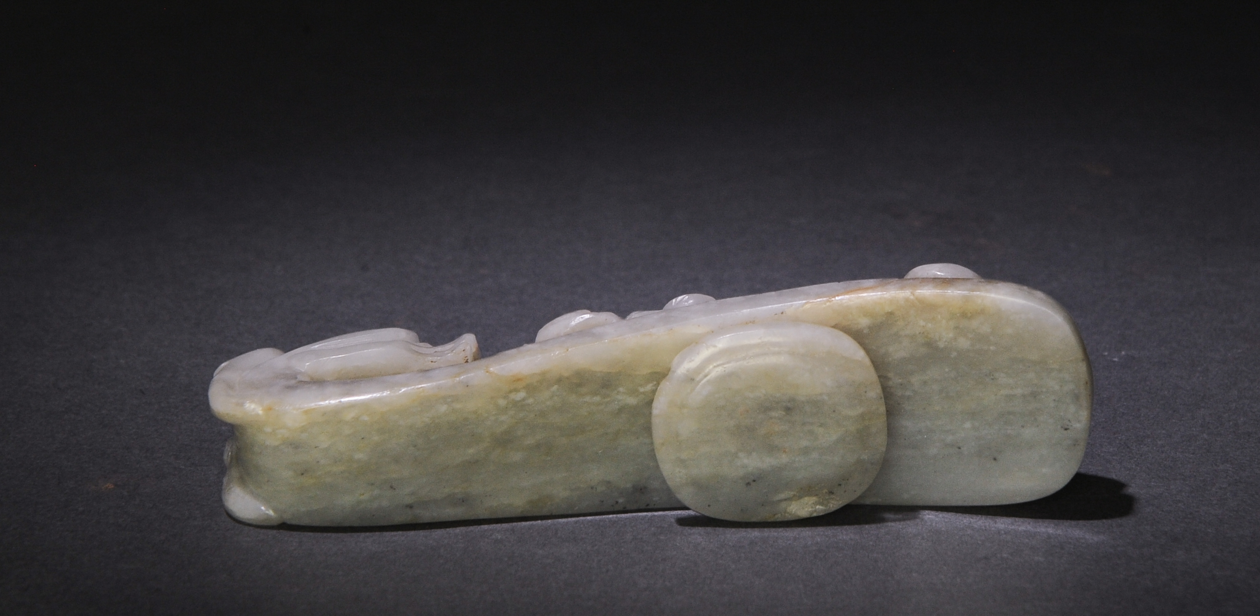 White Jade Dragon Hook, Ming Dynasty - Image 7 of 7