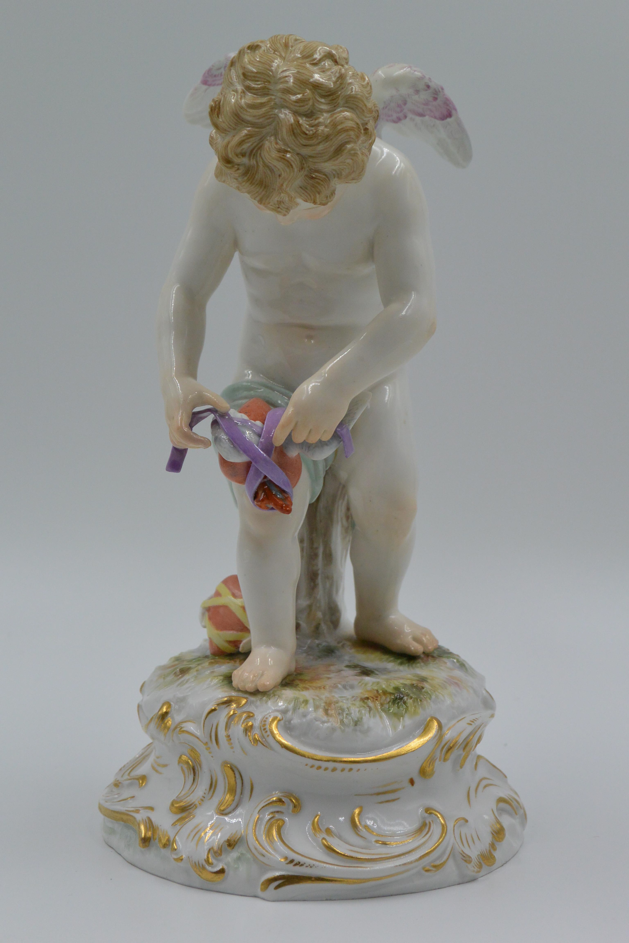 Meissen, Cupid Binding Winged Hearts, Model P139 - Image 2 of 9