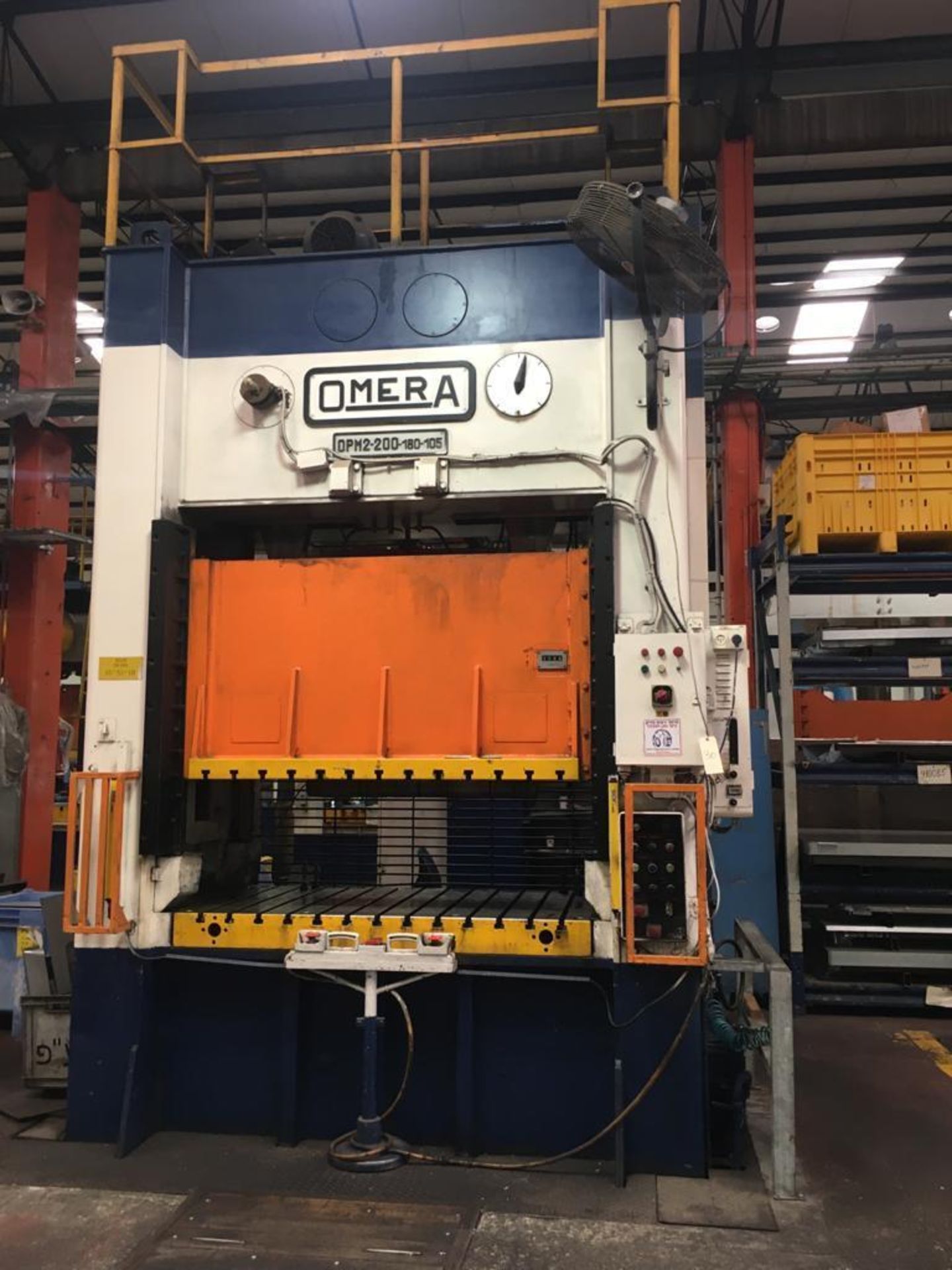 OMERA 200 TON HYDRAULIC STAMPING PRESS; MODEL OPM2-200-180-105 - Image 2 of 4