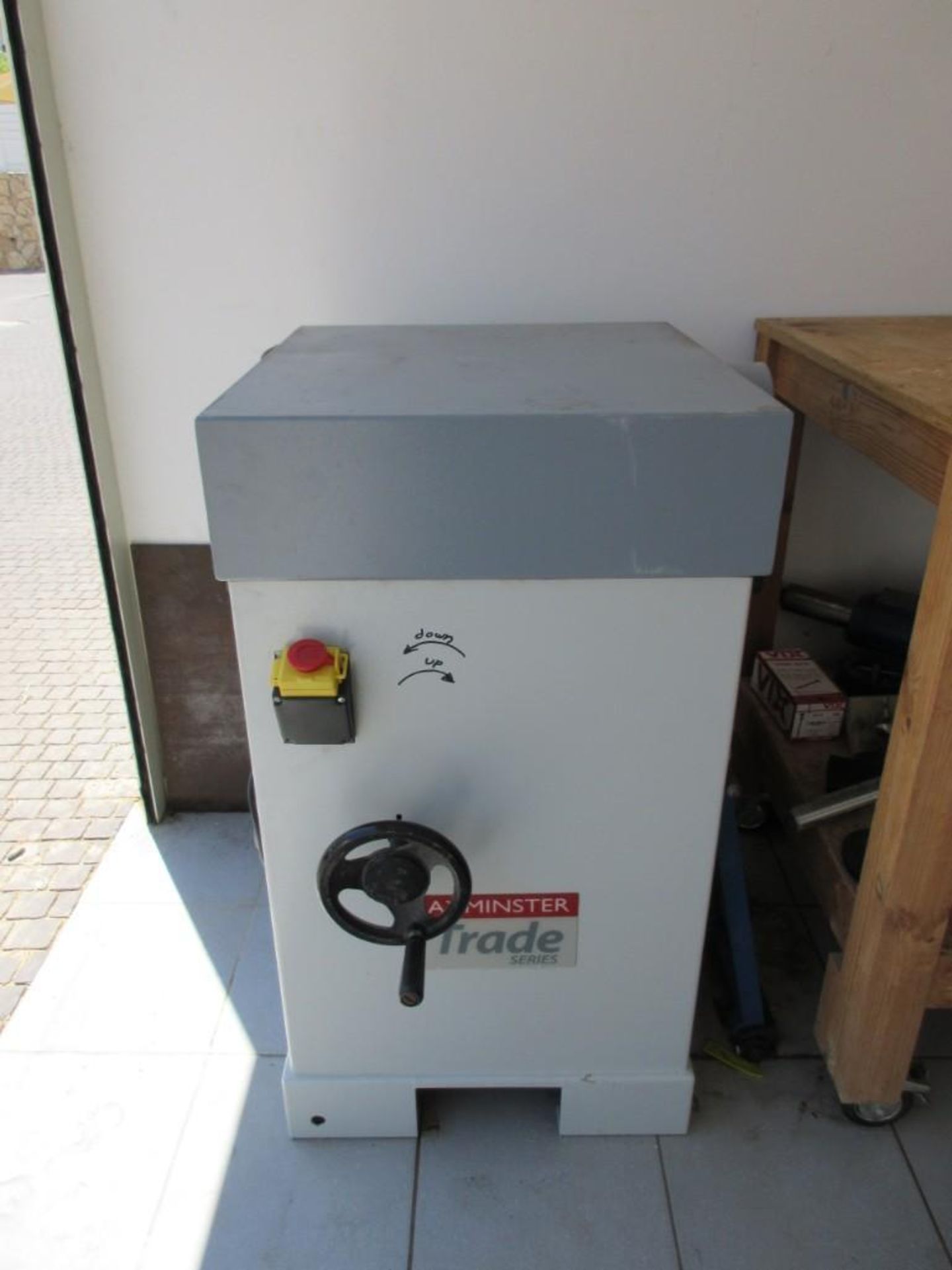 AXMINSTER 410MM THICKNESSER