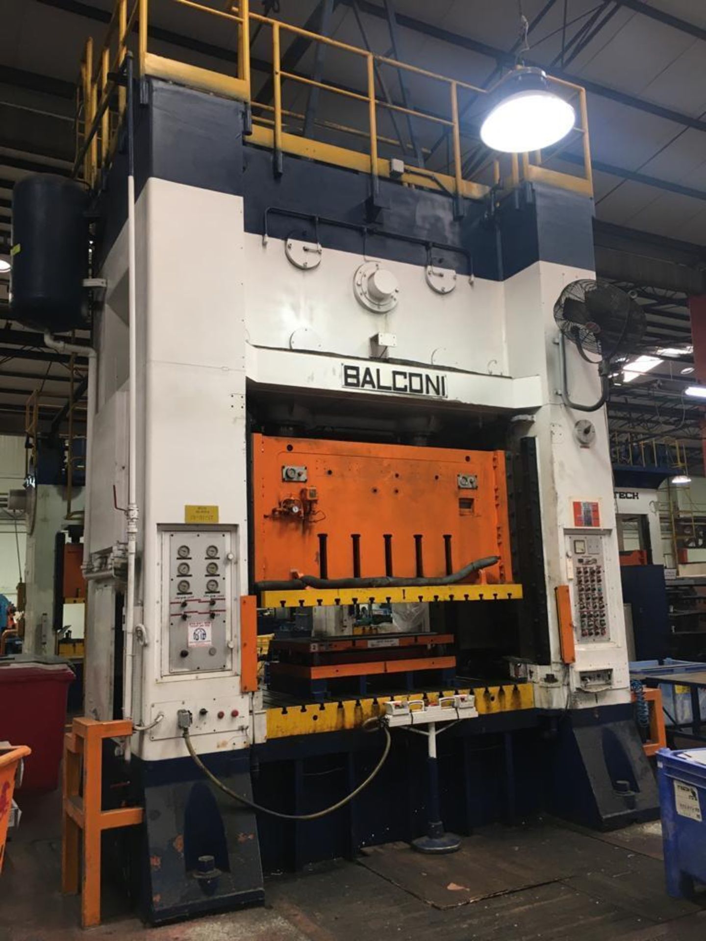 BALCONI 400 TON HYDRAULIC STAMPING PRESS - Image 2 of 4