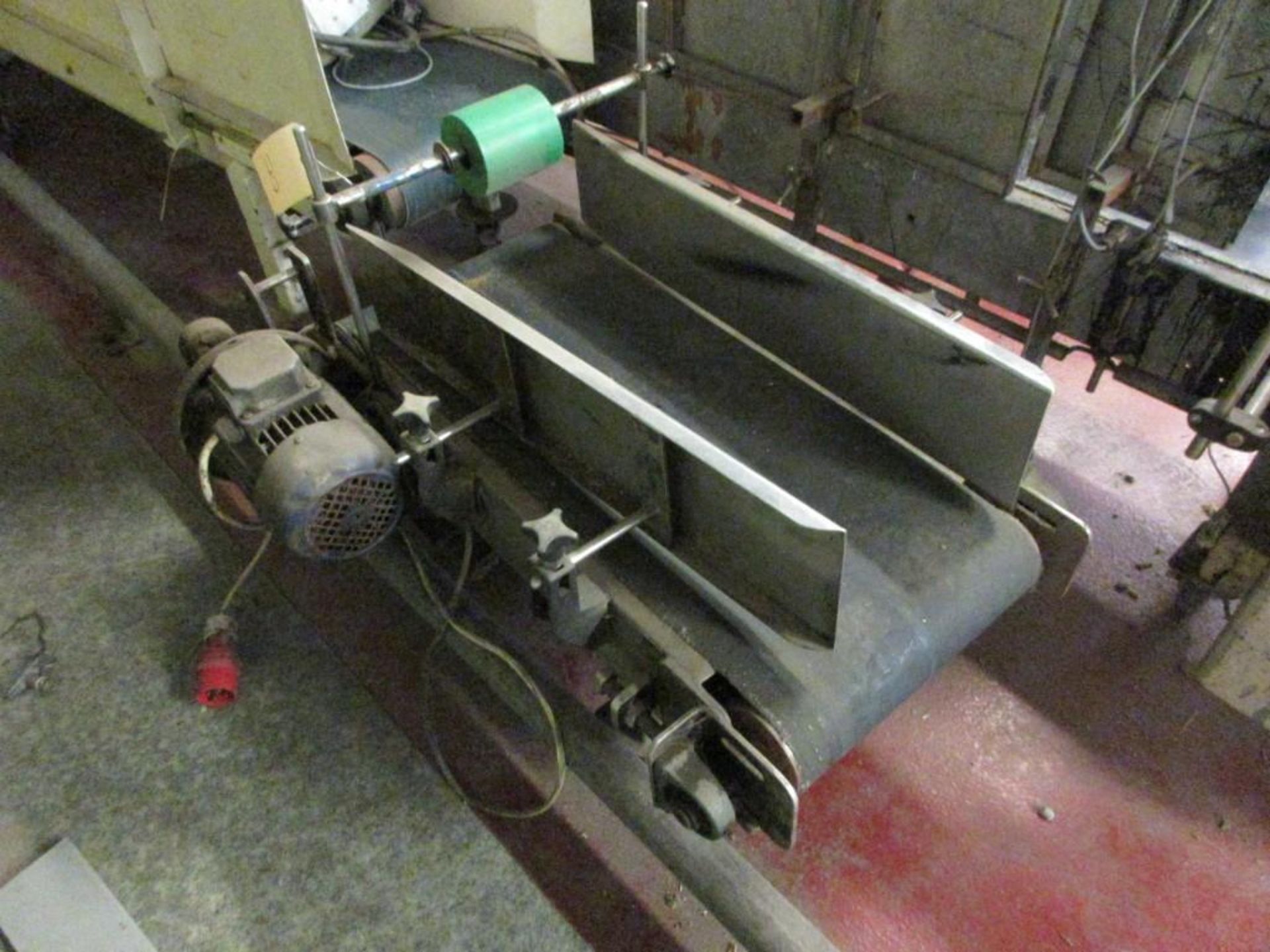 PORTABLE BELT CONVEYOR