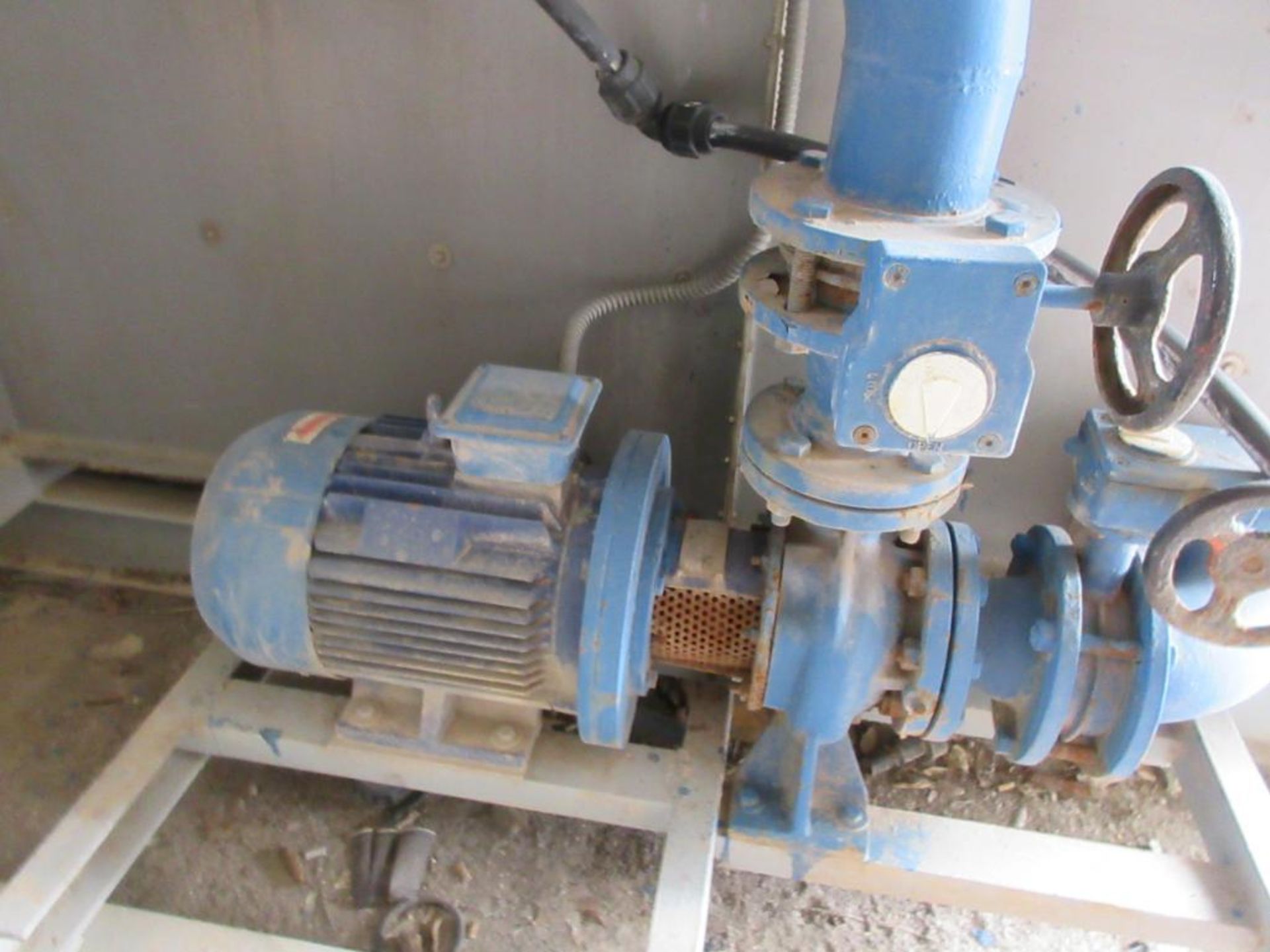 LOT WATER PUMPS - Image 4 of 5