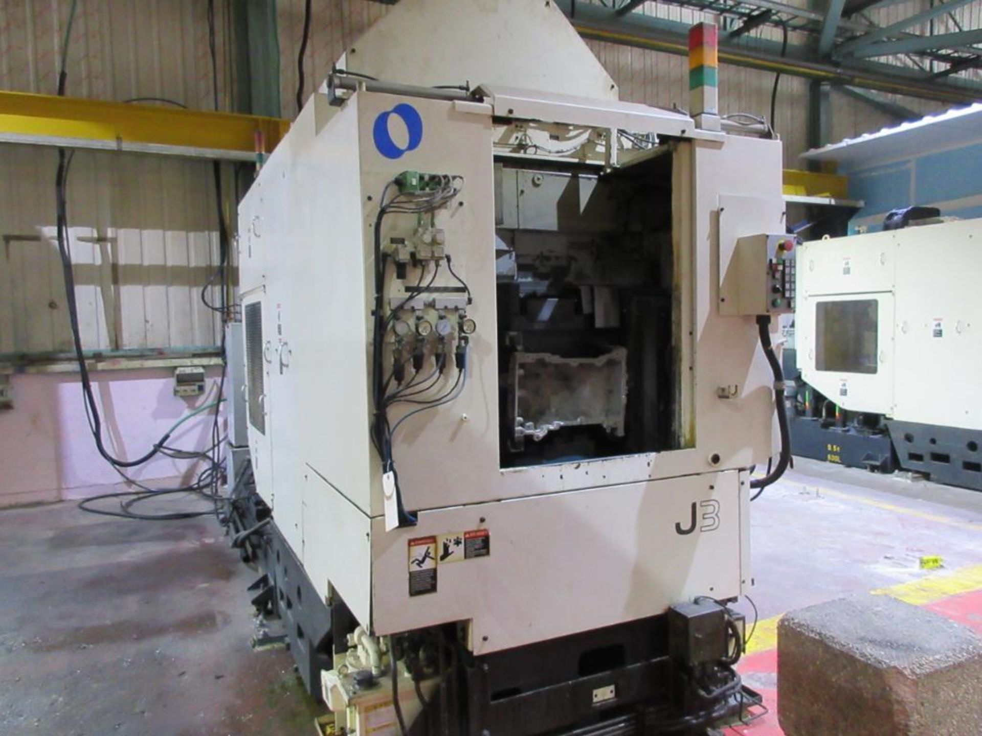 MAKINO CNC HORIZONTAL MACHINING CENTER; DUAL PALLET