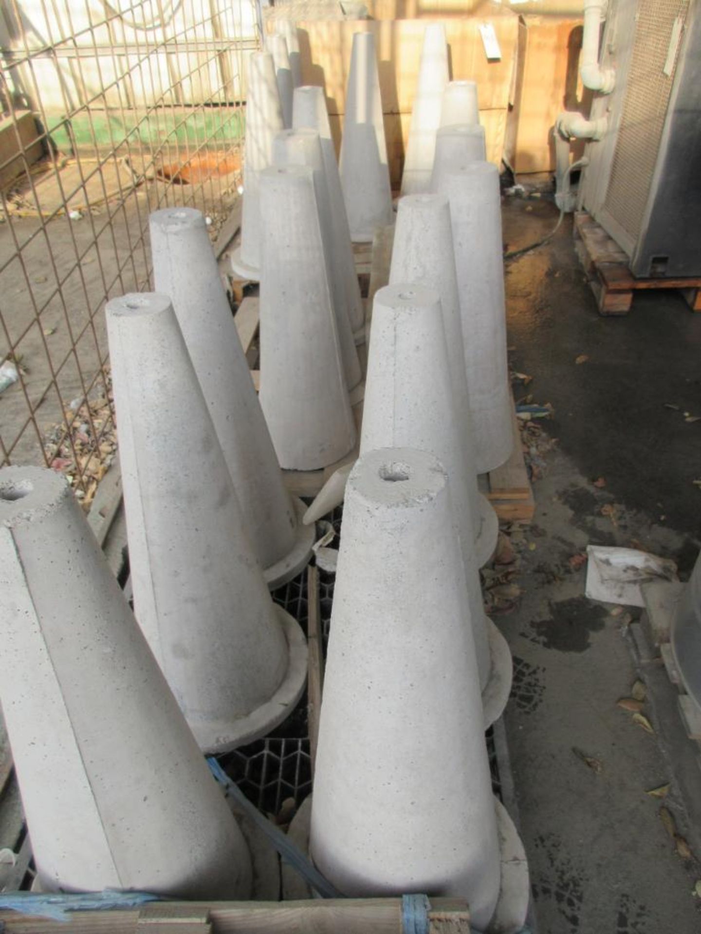 LOT CONCRETE INJECTOR NOZZELS