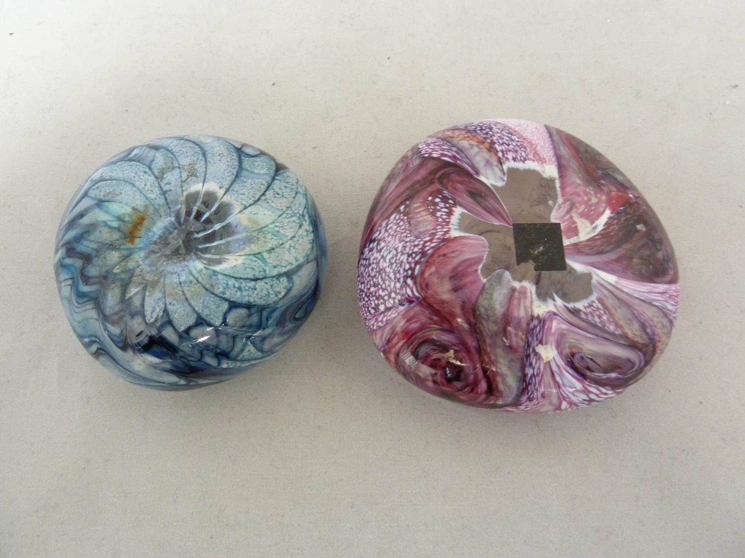 Isle of Wight glass - two Gemstone pebble paperweights, in amethyst and aqua marine colours, partial - Image 2 of 6