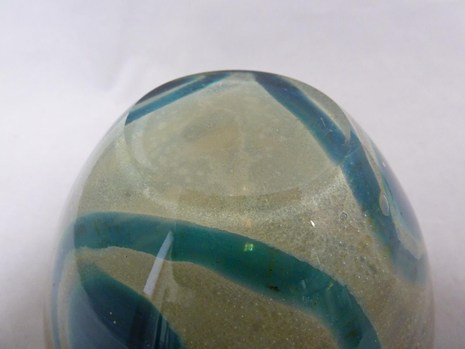 Mdina glass - a Rosenthal bowl, of blue swirls on a sand graduating to white coloured ground, hand - Image 6 of 7