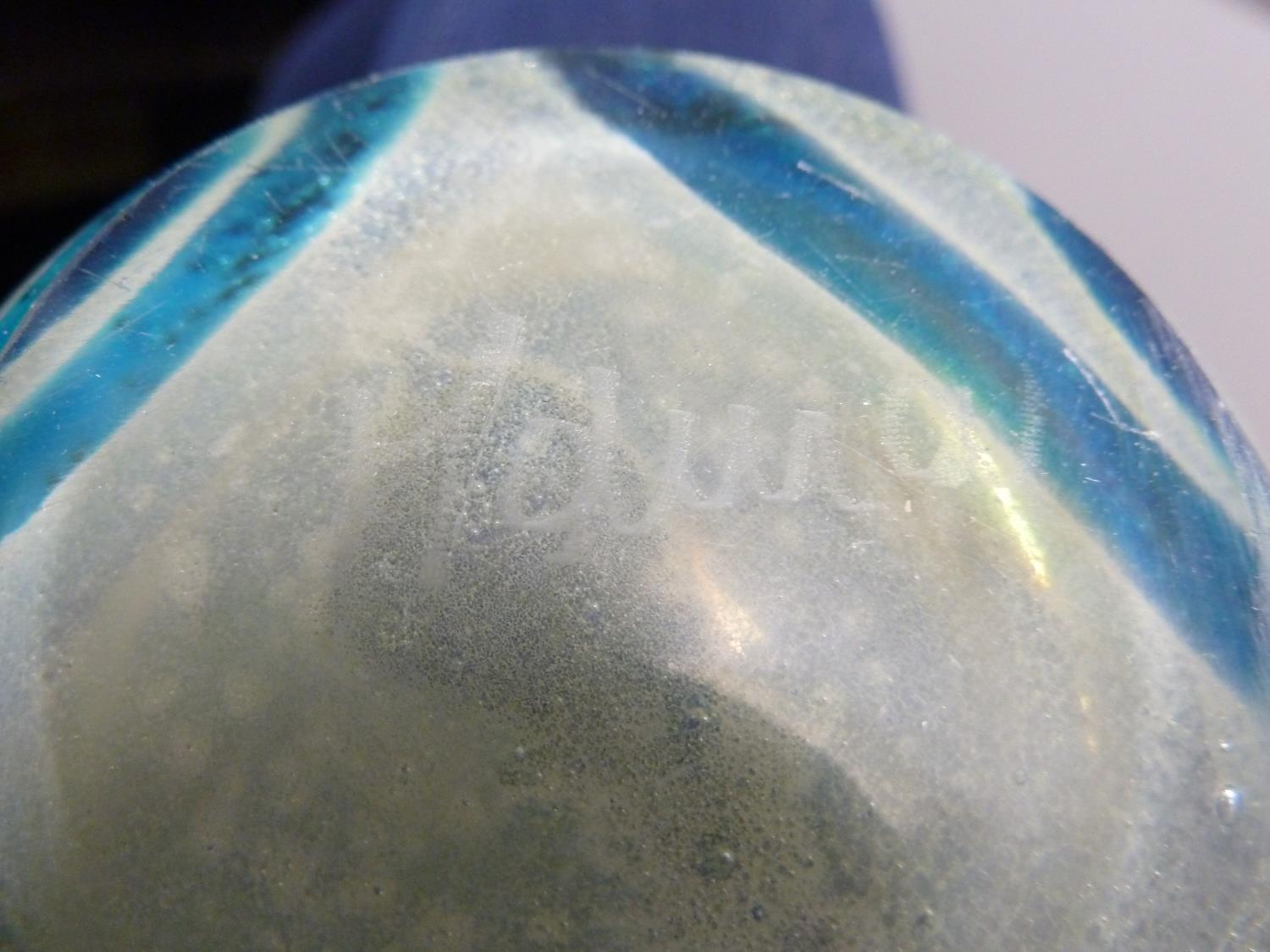 Mdina glass - a Rosenthal bowl, of blue swirls on a sand graduating to white coloured ground, hand - Image 7 of 7