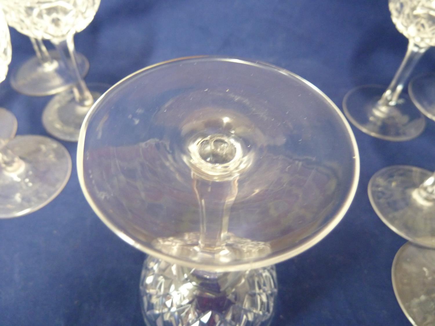 English Glass - A set of 12 port wine glasses, cut and engraved with a Gothic knot border in Pugin - Image 5 of 5