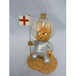 Pendelfin - St George, Astronaut with English flag, Event Piece, 2005, boxed. Good Condition