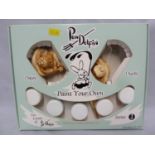 Pendelfin - Village Tales - Paint your Own set, Daisy and Ducky, Series 1, boxed. Good Condition