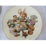 Pendelfin - Two collectors plates - Gingerbread Day, Limited Edition collectors plate, No 357,