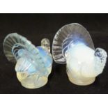 Sabino - a pair of opaline glass turkey thanksgiving figures, 5cm high (2)