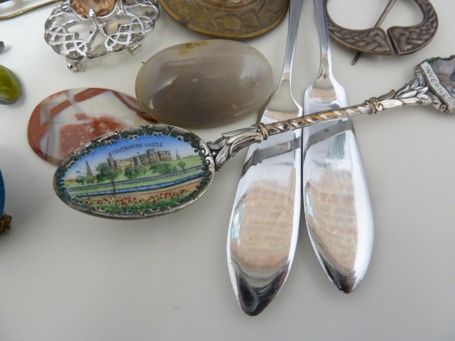 Scottish Interest - An Inverness enamelled souvenir spoon; a souvenir of Glasgow miniature charm - Image 5 of 16