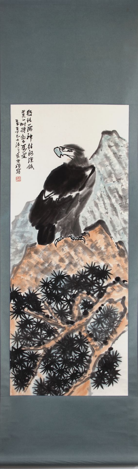 A CHINESE 'BIRD OF PREY' HANGING SCROLL - LI KUCHAN