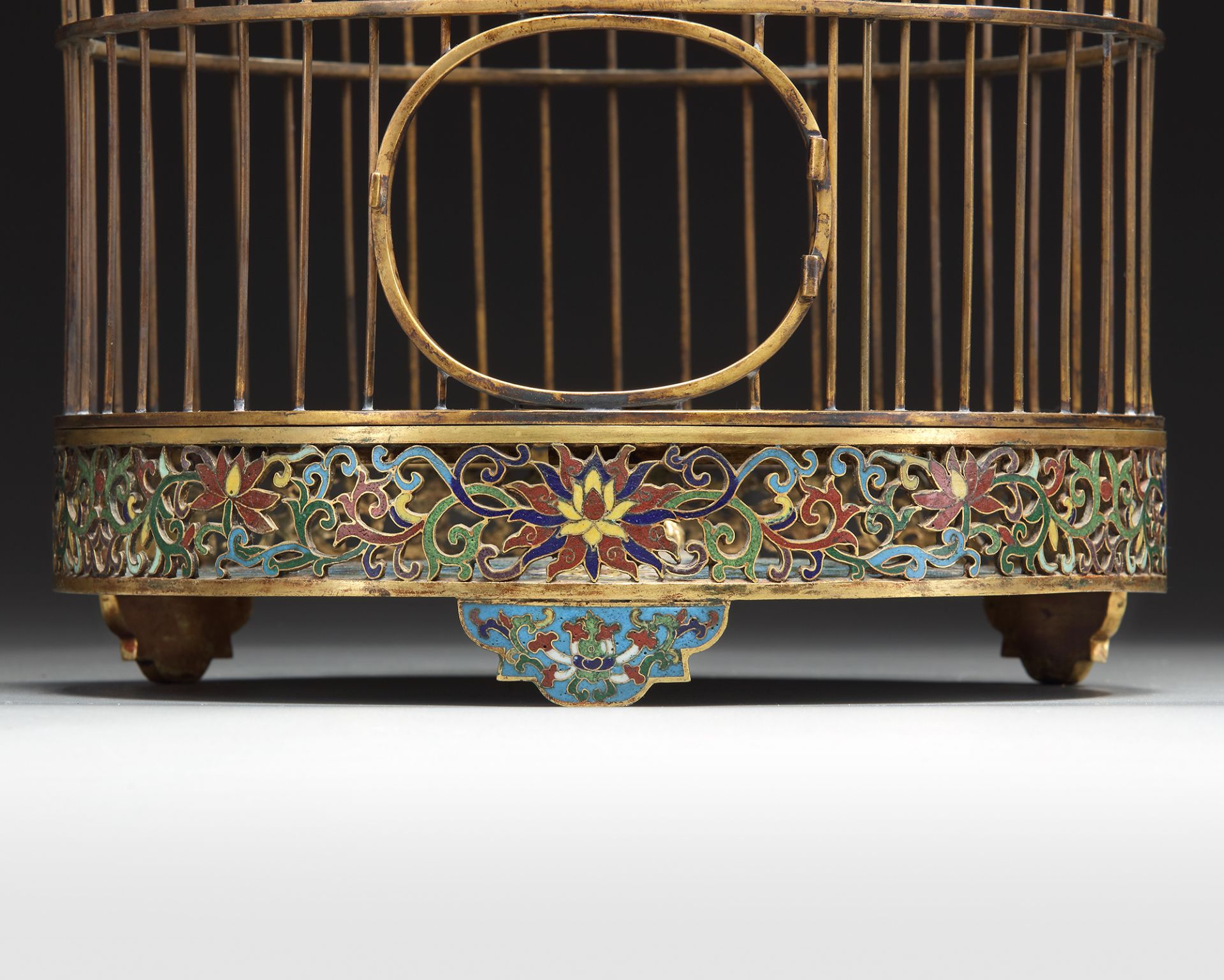 A CHINESE CLOISONNÉ ENAMEL BIRD CAGE - Bild 11 aus 12