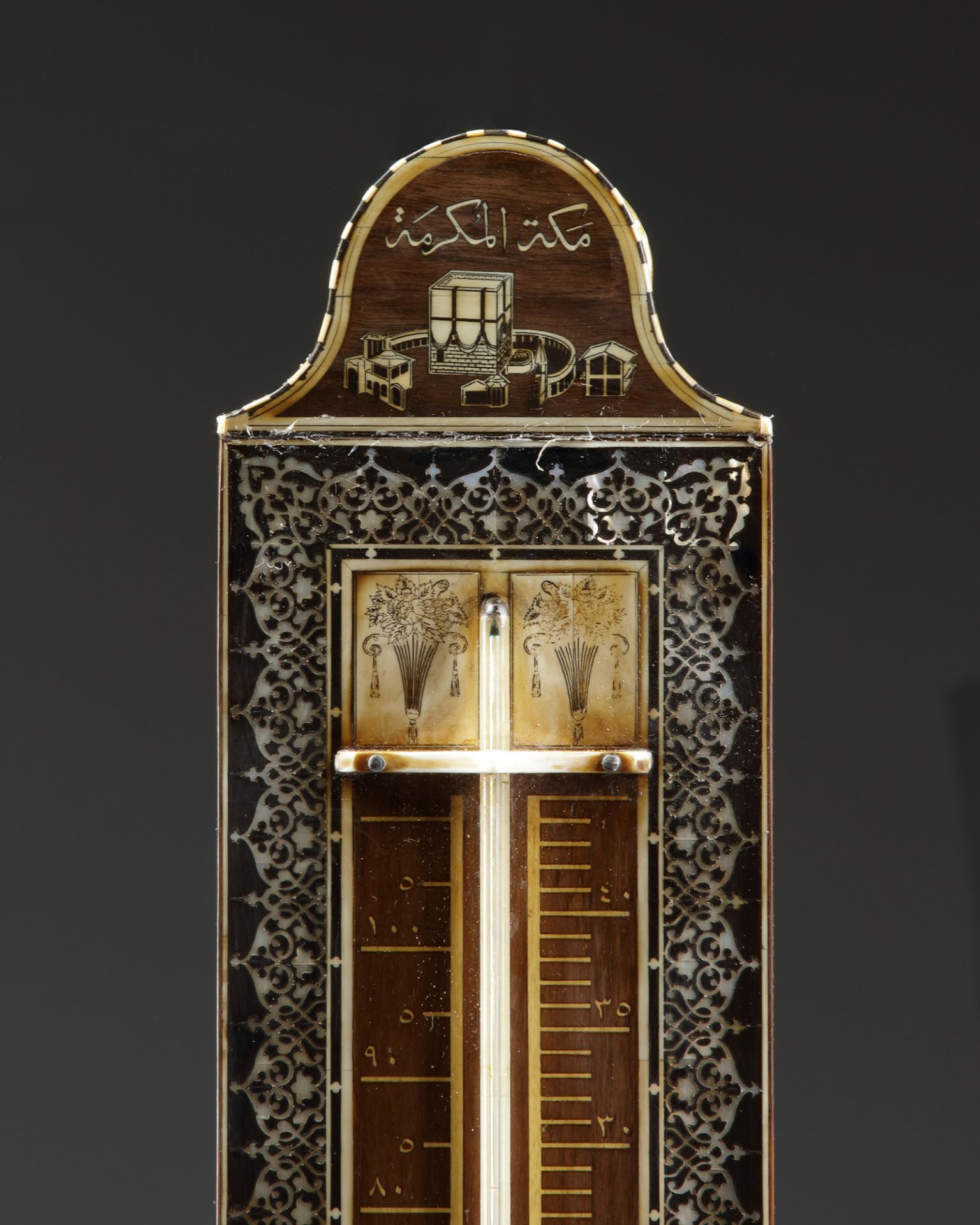 A WOODEN MOTHER-OF-PEARL AND IVORY INLAID BAROMETER - Image 4 of 4