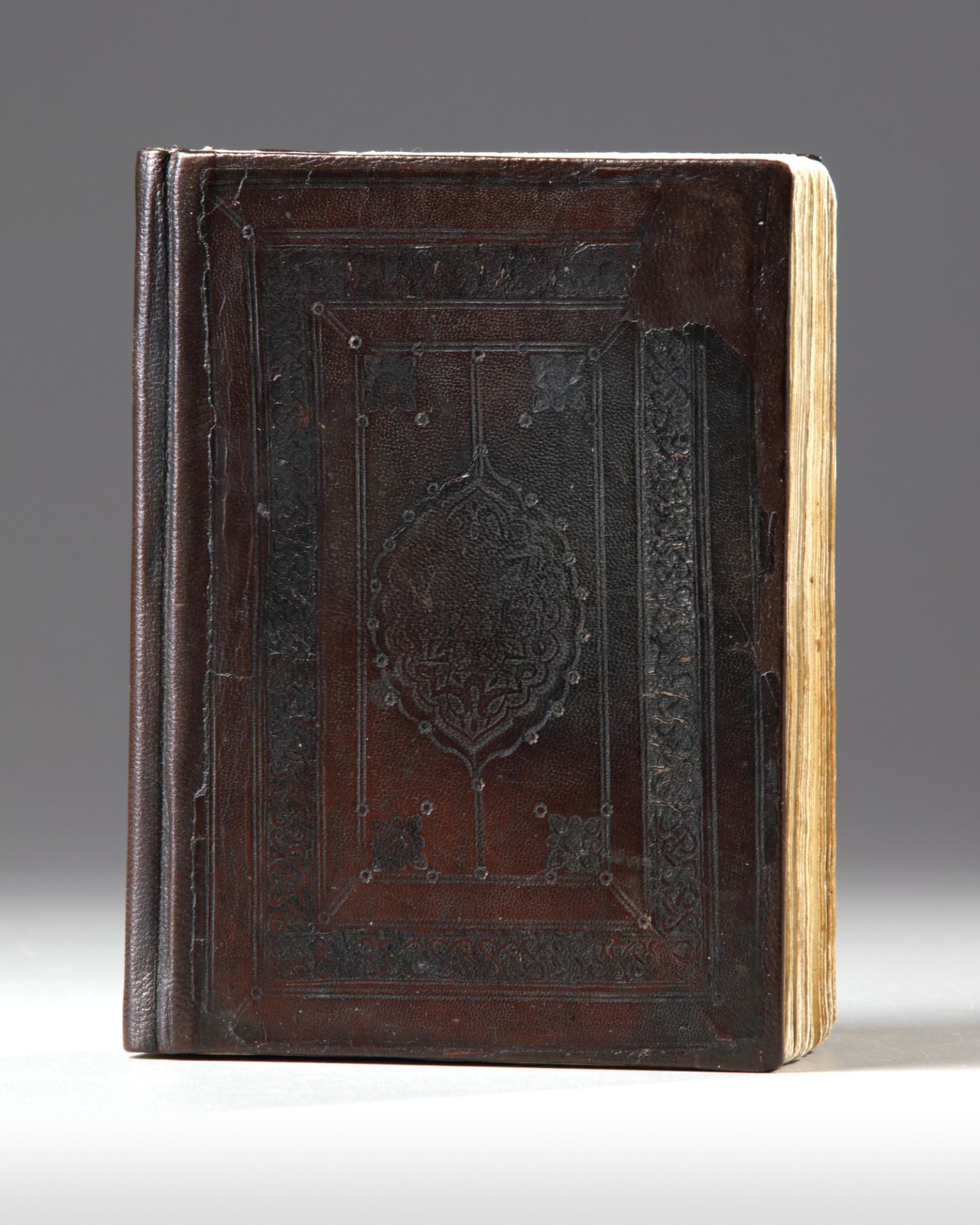 A MORROCAN LEATHER-BOUND QURAN - Image 5 of 5