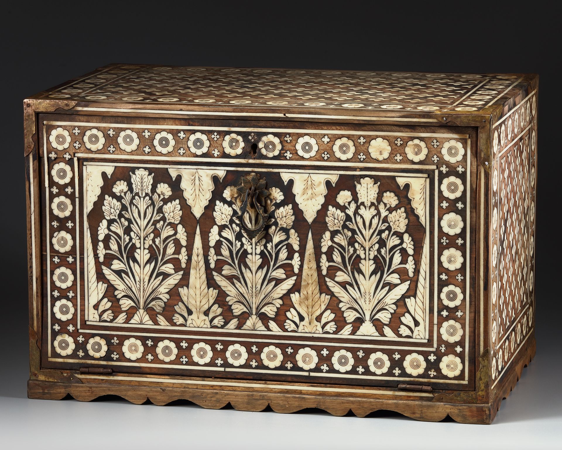 AN INDO-PORTUGUESE BONE INLAID BOX