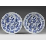 A PAIR OF CHINESE BLUE AND WHITE 'EIGHT IMMORTALS' DISHES