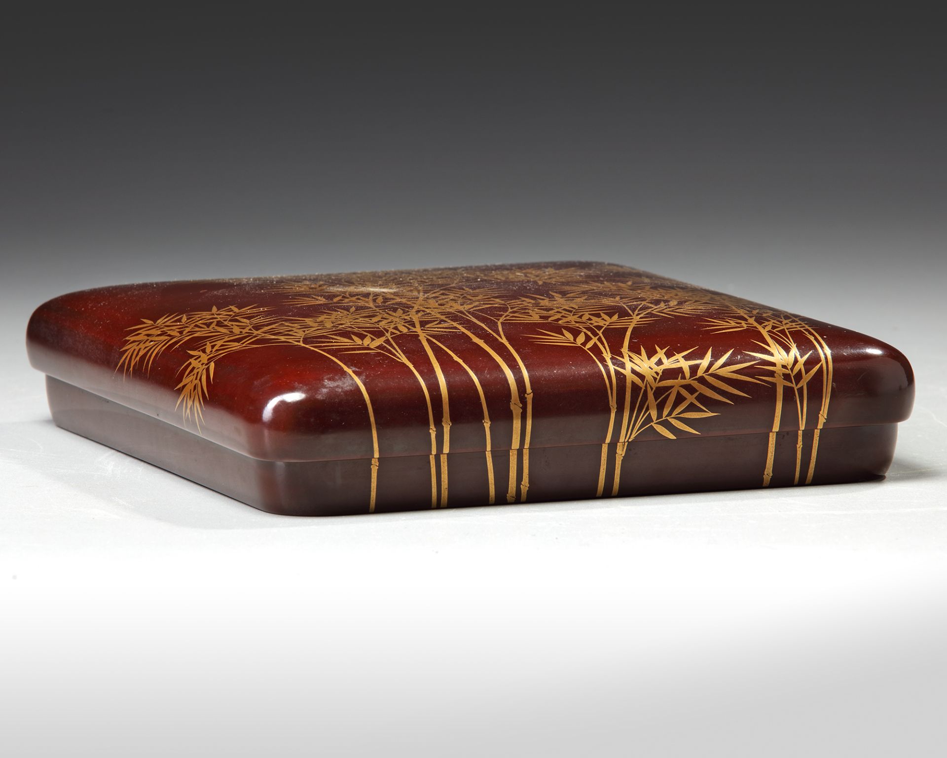 A JAPANESE LACQUERWARE WRITING BOX (SUZURIBAKO) - Image 3 of 4