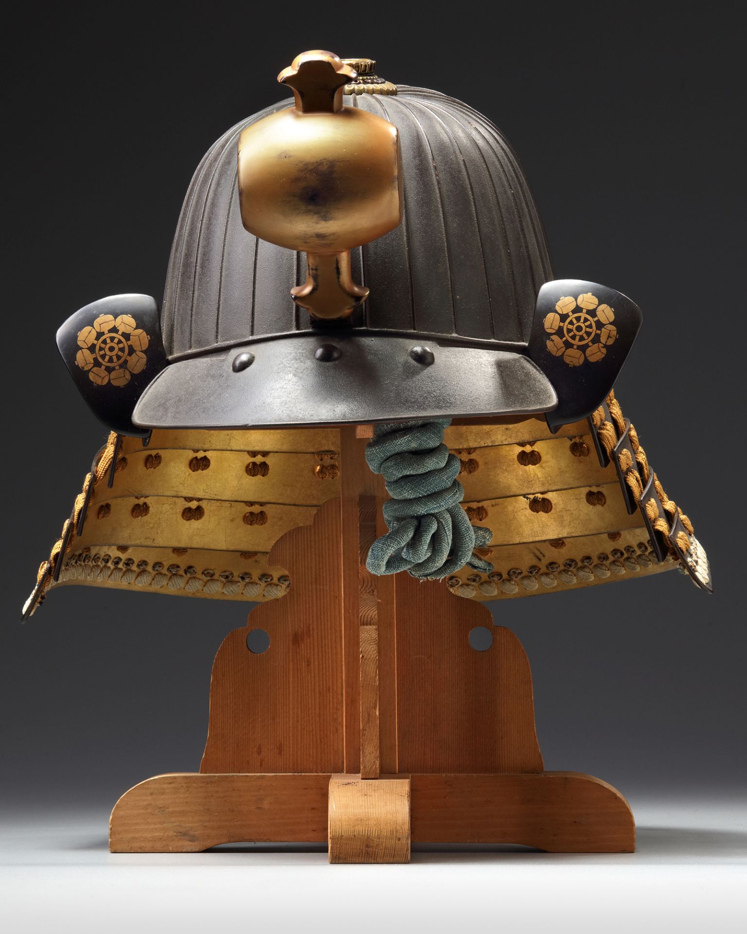 A JAPANESE TWENTY-EIGHT PLATE SUJI-KABUTO HELMET twenty-eight plate suji-kabuto helmet