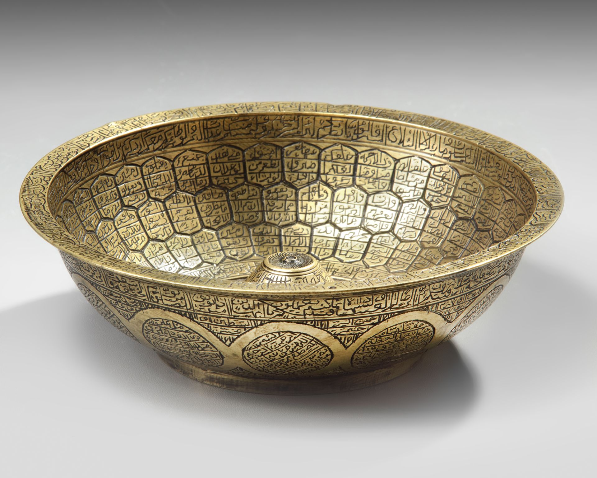 A BRASS MAGIC BOWL - Bild 5 aus 5