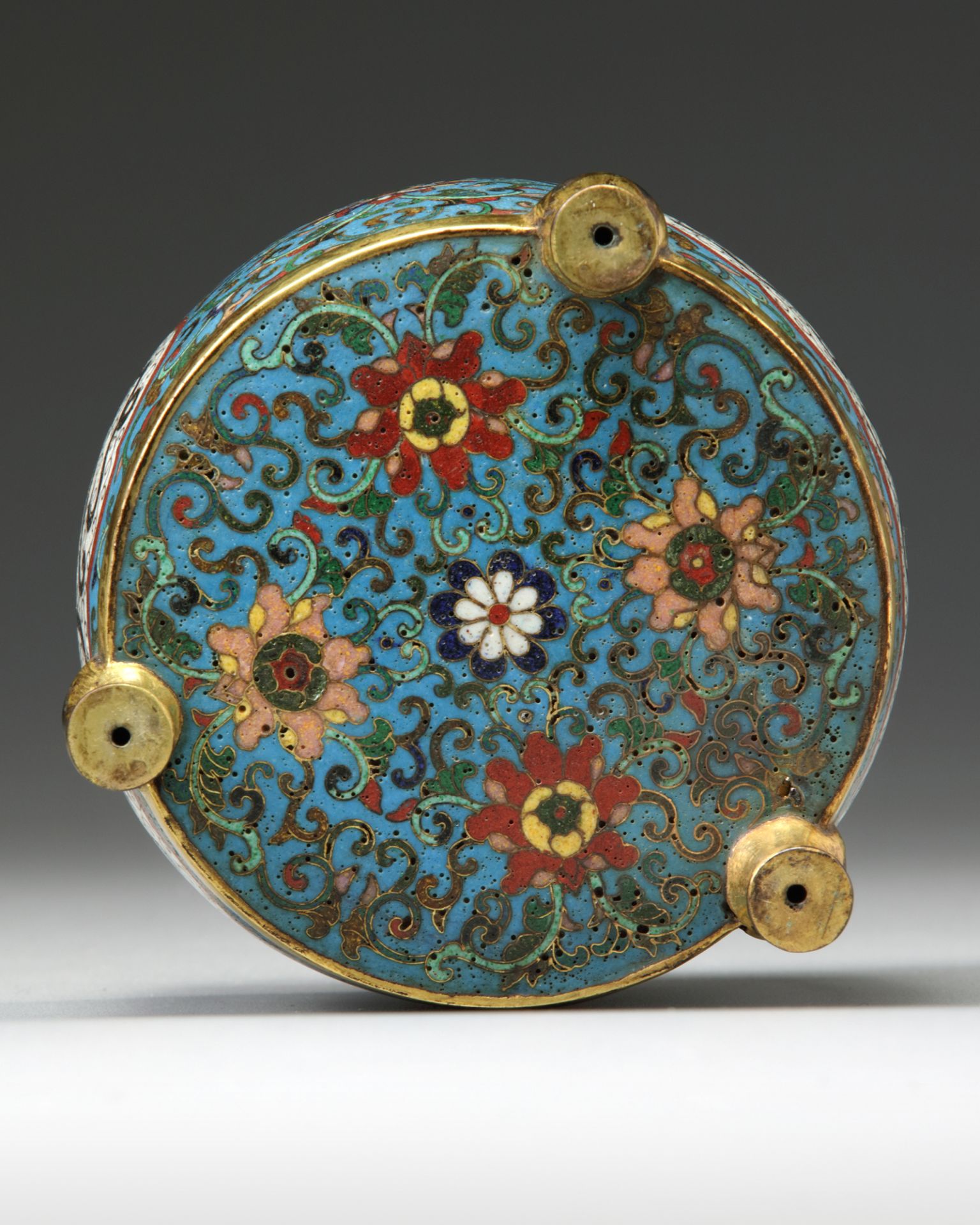 A CHINESE CLOISONNÉ CENSER FOR THE ISLAMIC MARKET - Image 4 of 4